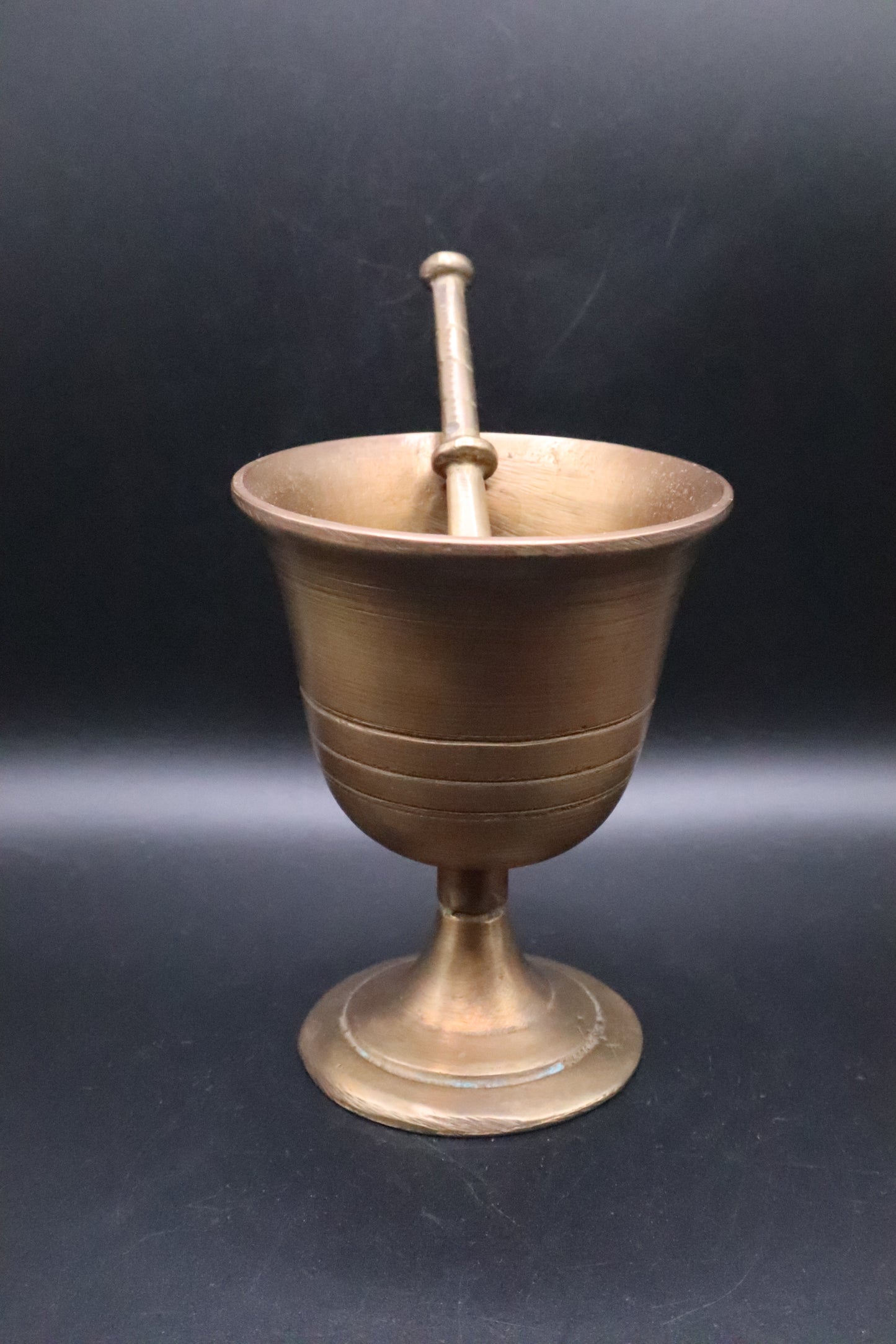 VINTAGE BRASS MORTAR W/ PESTLE