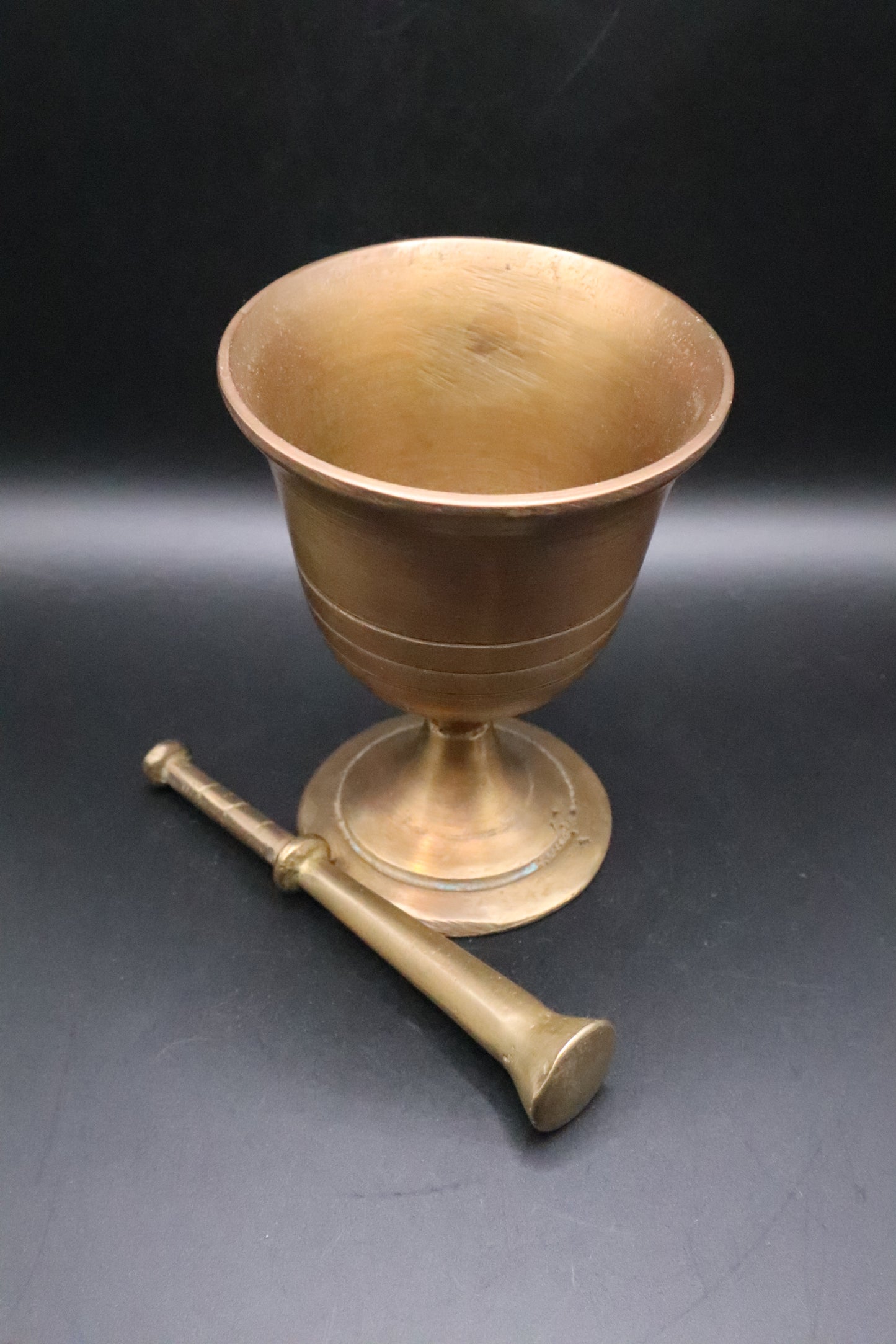VINTAGE BRASS MORTAR W/ PESTLE
