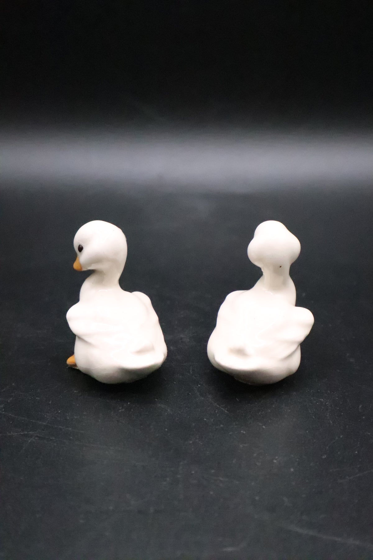 VINTAGE MINIATURE HAGEN RENAKER PAPA & MAMA PAIR "SEATED LOVE DUCKS"