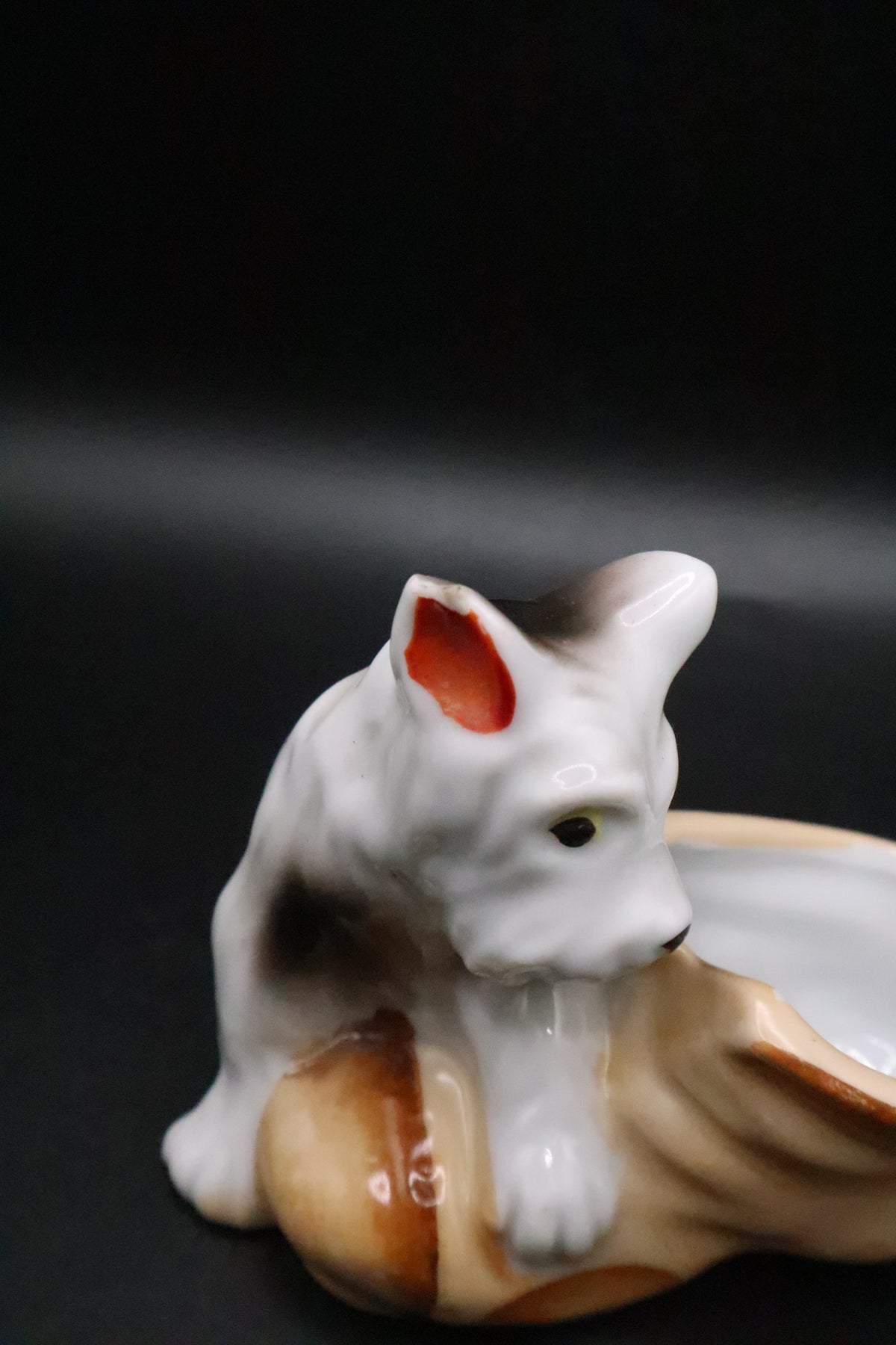 VINTAGE SCHNAUZER CERAMIC PLANTER MADE IN JAPAN (AS IS )