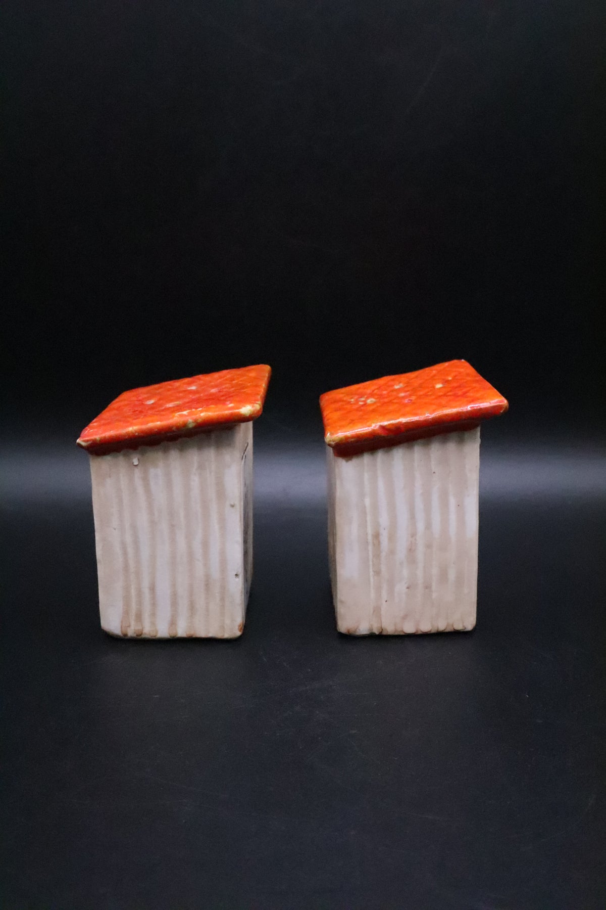 VINTAGE VICTORIA OUTHOUSE C I'M FULL OF SALT AND PEPPER SHAKERS