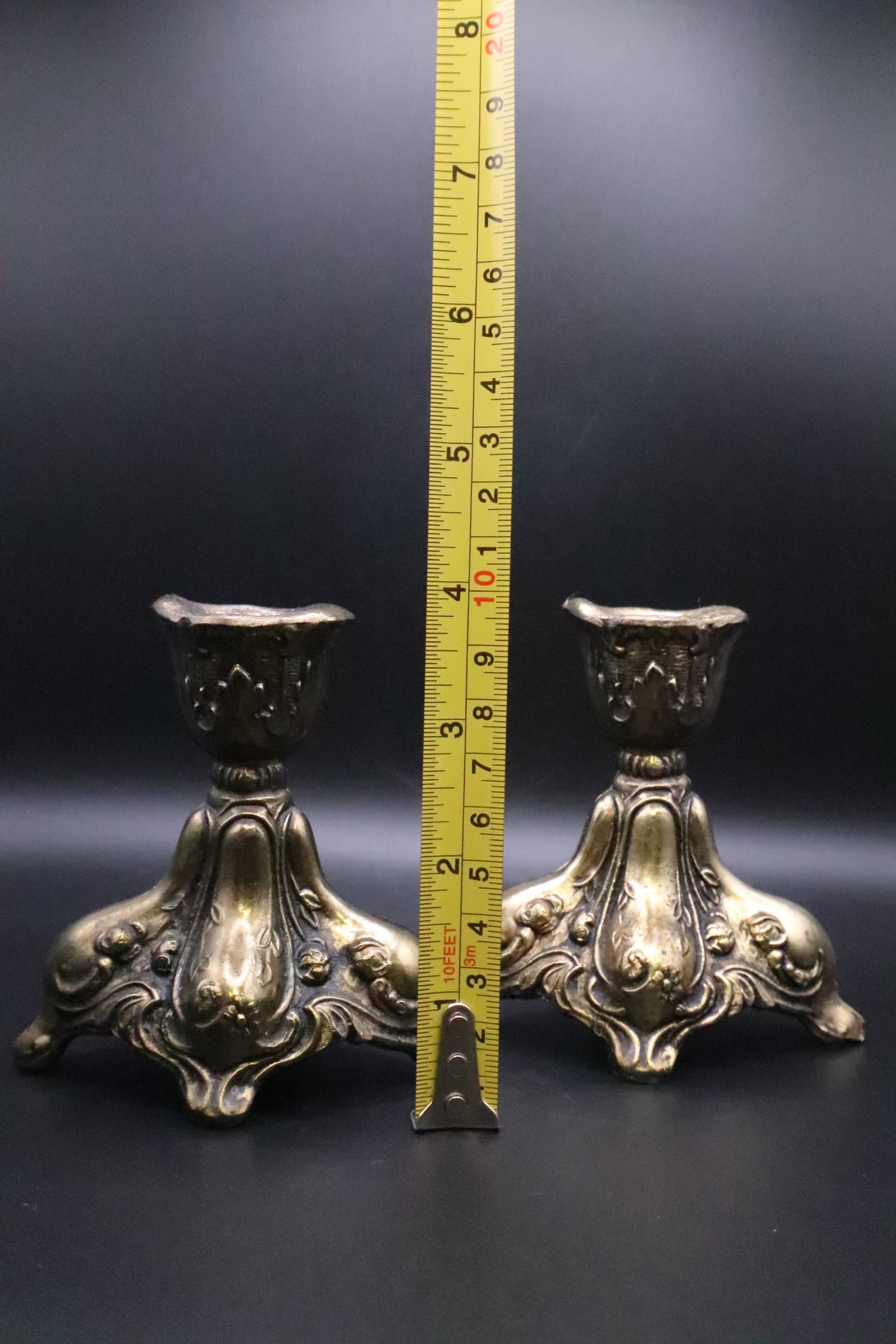 VINTAGE BRASS HOLLYWOOD REGENCY CANDLESTICK HOLDERS SET OF 2