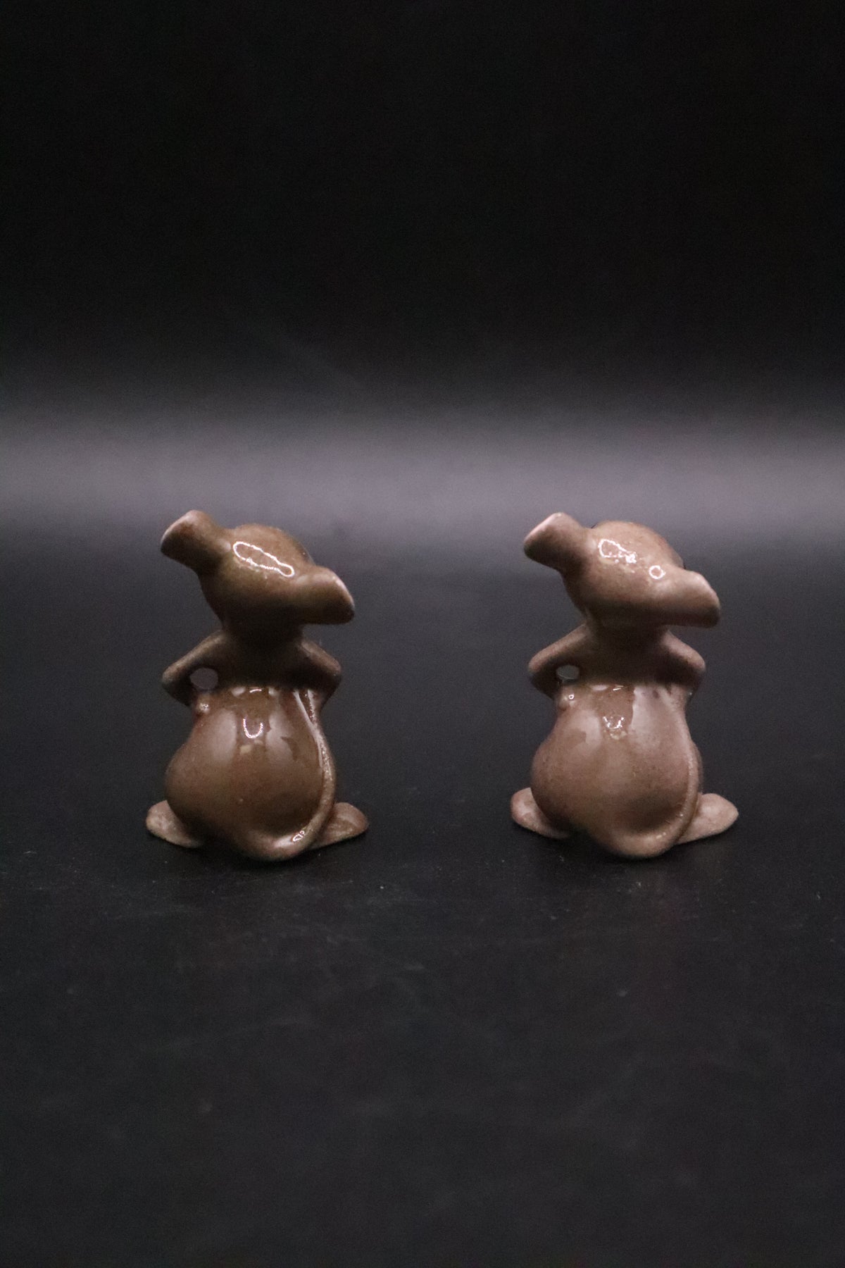 VINTAGE HAGEN RENAKER CERAMIC MINI MOUSE FIGURINES SET OF 2