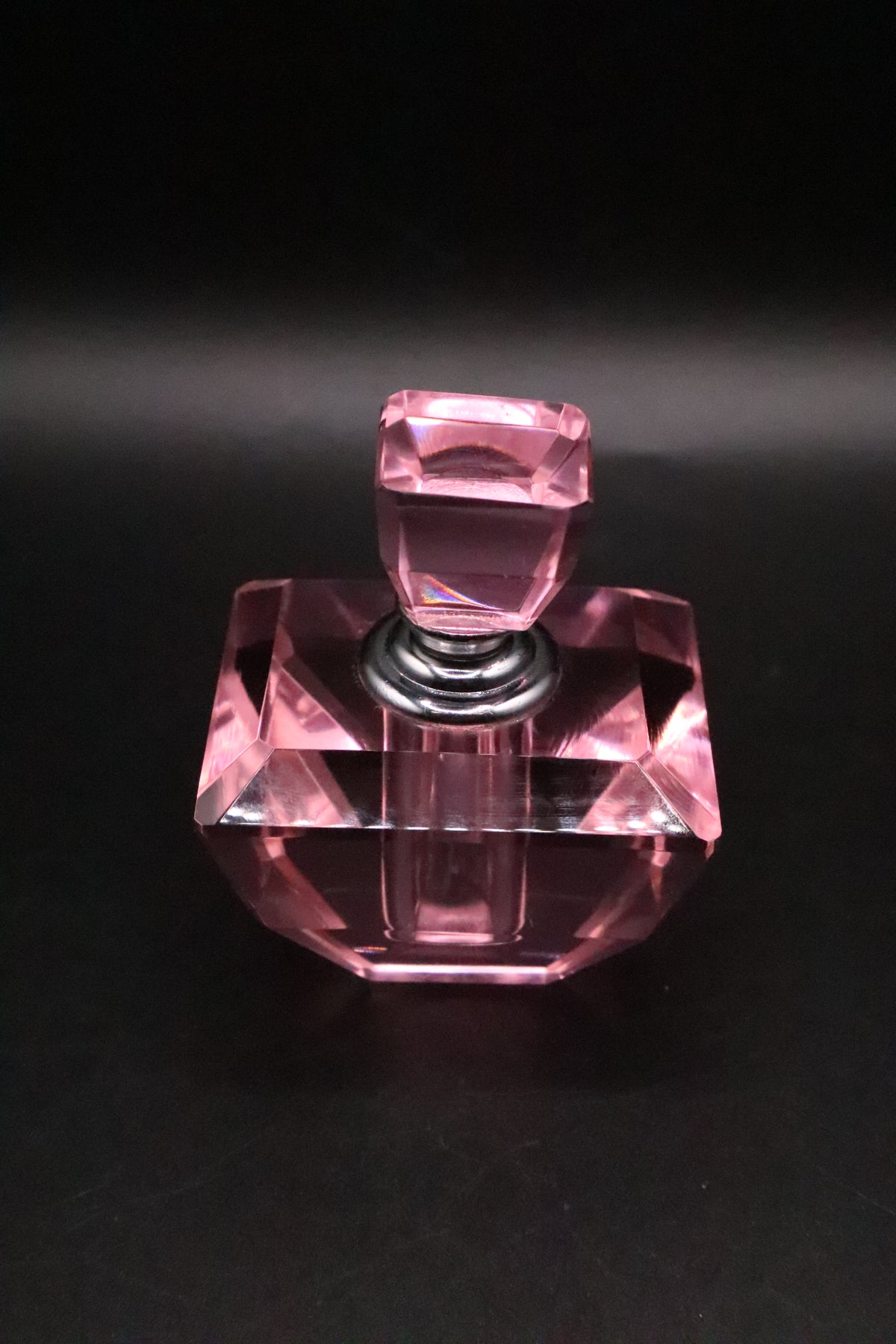 VINTAGE PINK FACETED CRYSTAL PERFUME BOTTLE