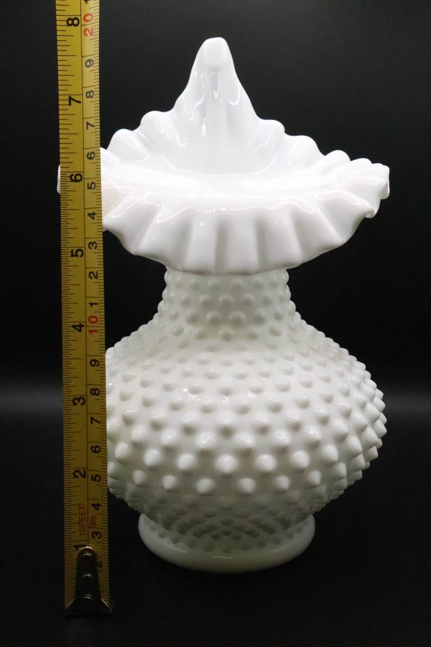 VINTAGE FENTON MILK GLASS HOBNAIL JACK IN PULPIT VASE