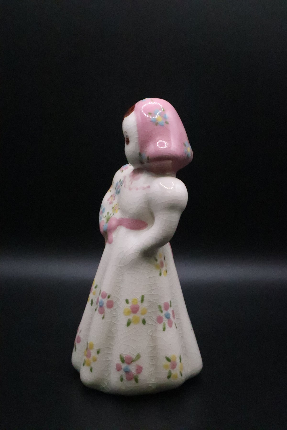 VINTAGE CERAMIC FLORAL GIRL
