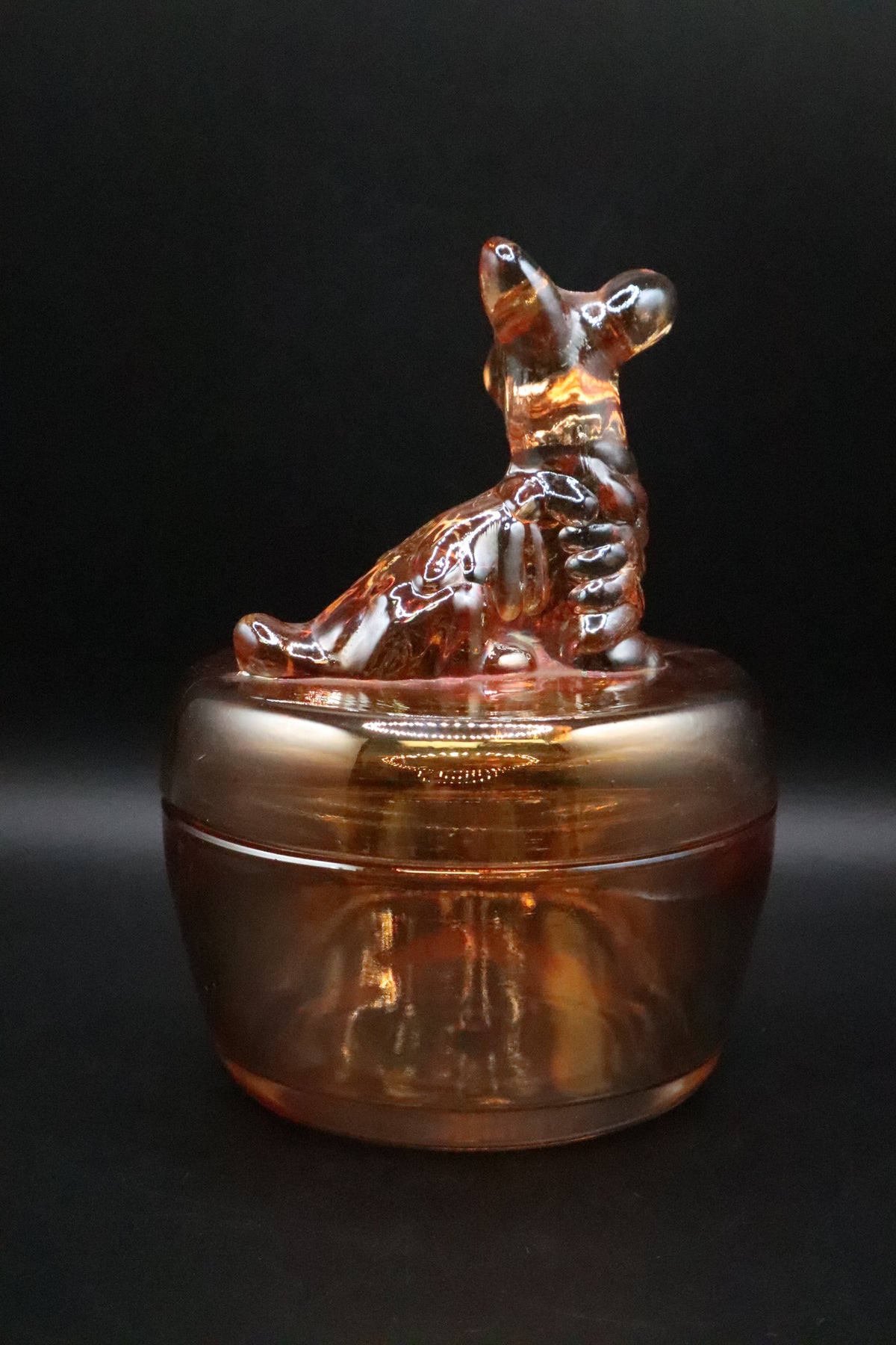 VINTAGE JEANNETTE MARIGOLD CARNIVAL GLASS TERRIER SCOTTY DOG COVERED DISH