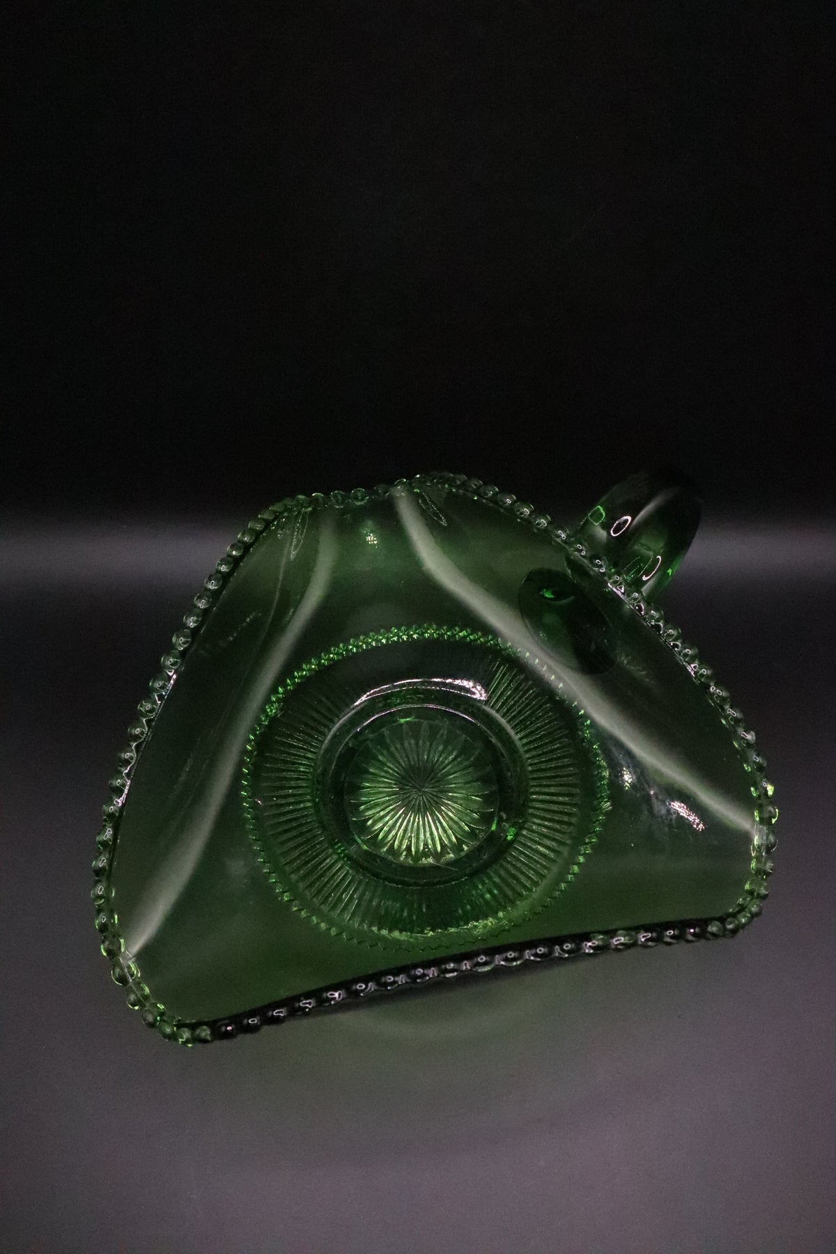 VINTAGE 3 SIDED GREEN DISH OR CANDLE HOLDER WITH BUBBLE EDGE