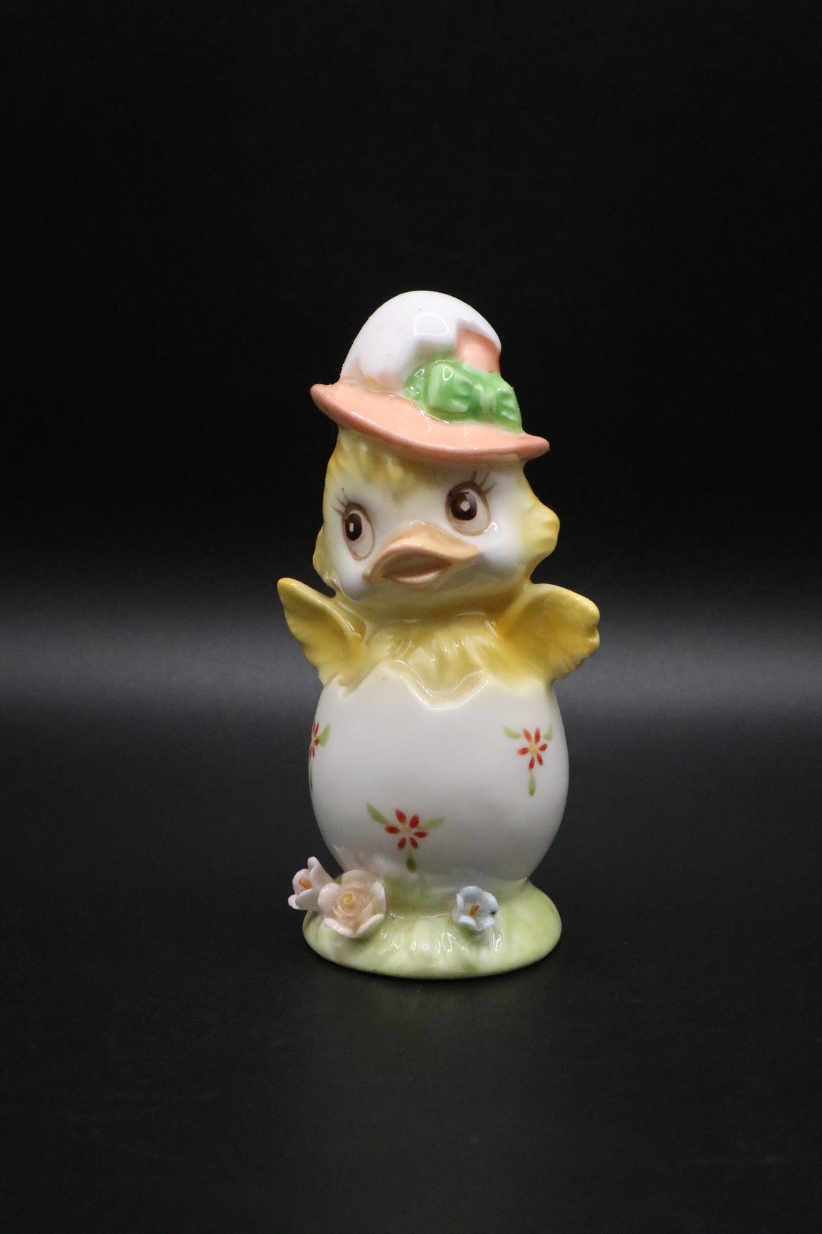 VINTAGE NAPCO WARE HATCHING CHICK FIGURINE BONE CHINA EASTER EGG