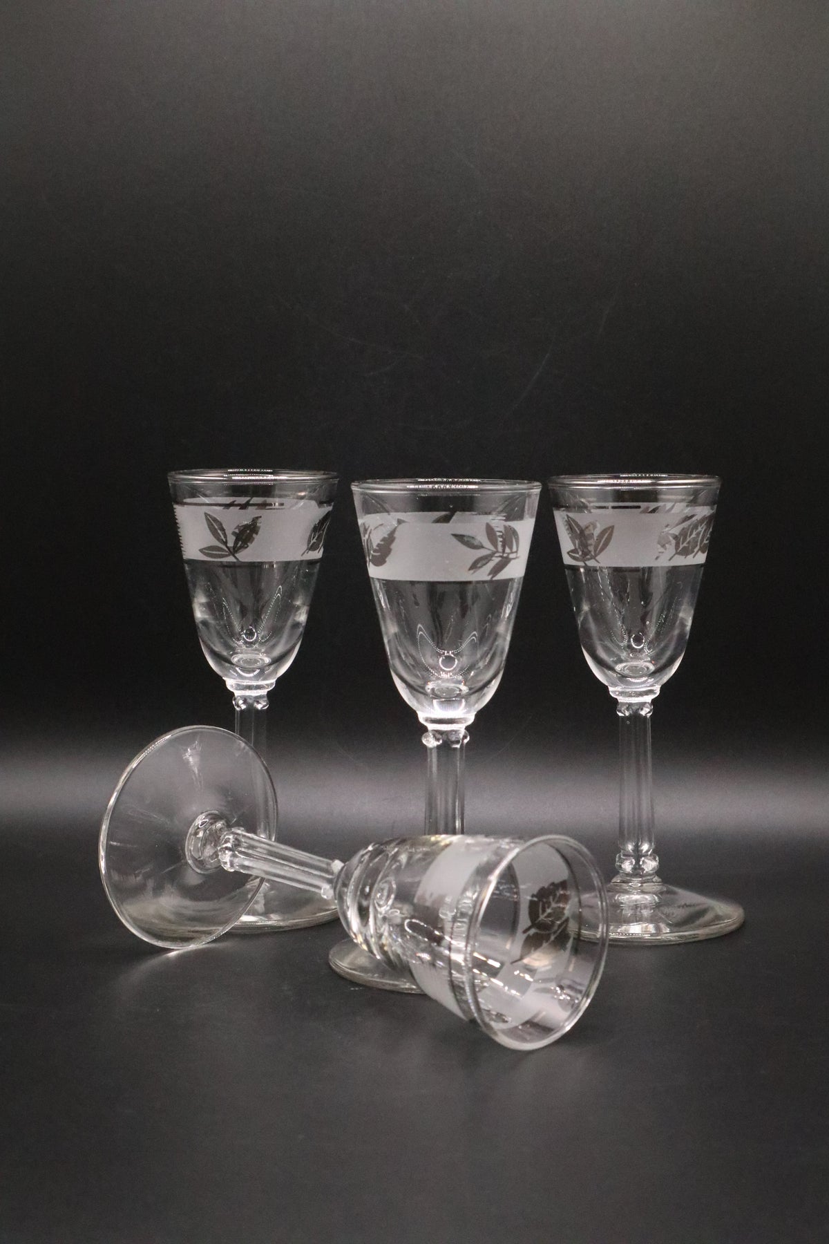 4 LIBBEY SILVER LEAF CORDIAL SHOT GLASSES