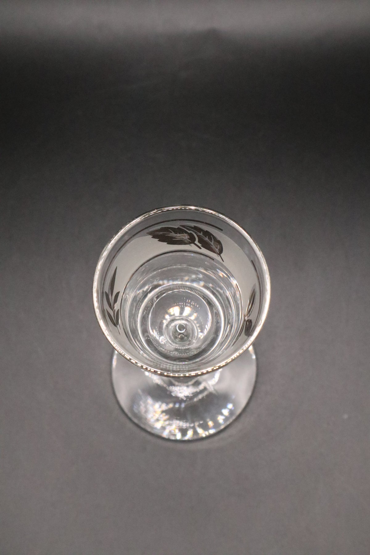 4 LIBBEY SILVER LEAF CORDIAL SHOT GLASSES