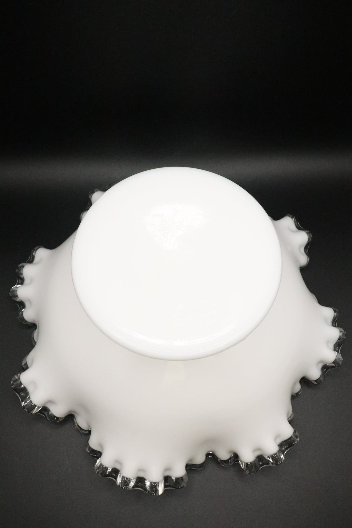 VINTAGE FENTON SILVER CREST FOOTER DISH