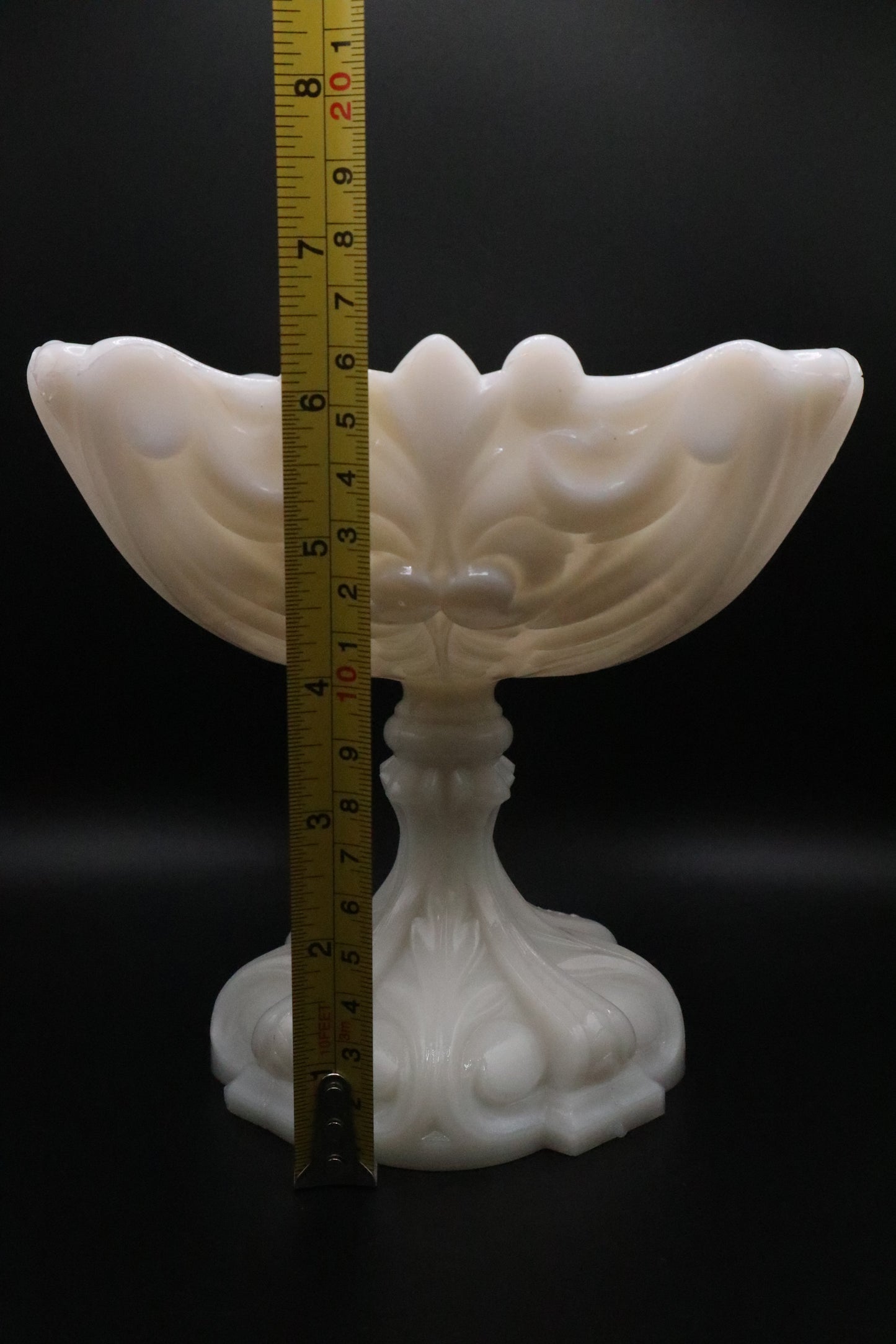ANTIQUE OPAQUE MILK GLASS NOUVEAU COMPOTE PORTIEUX
