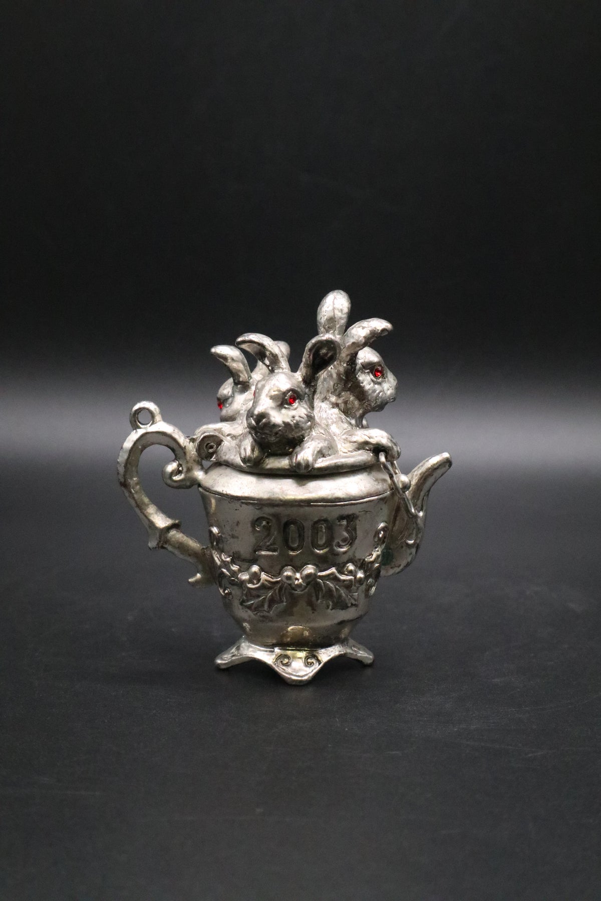 ARTHUR COURT BUNNY TEAPOT ORNAMENT 2003