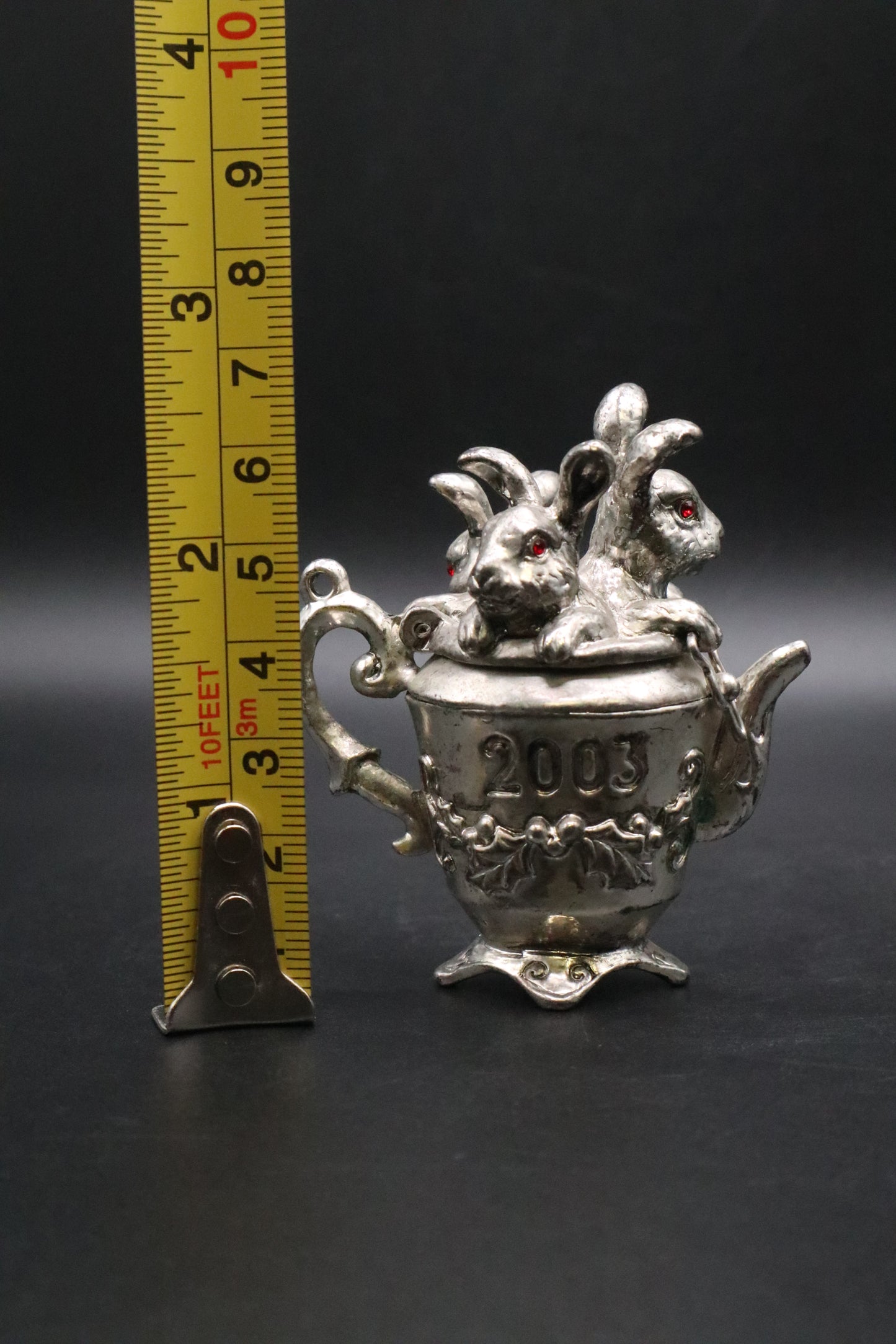 ARTHUR COURT BUNNY TEAPOT ORNAMENT 2003