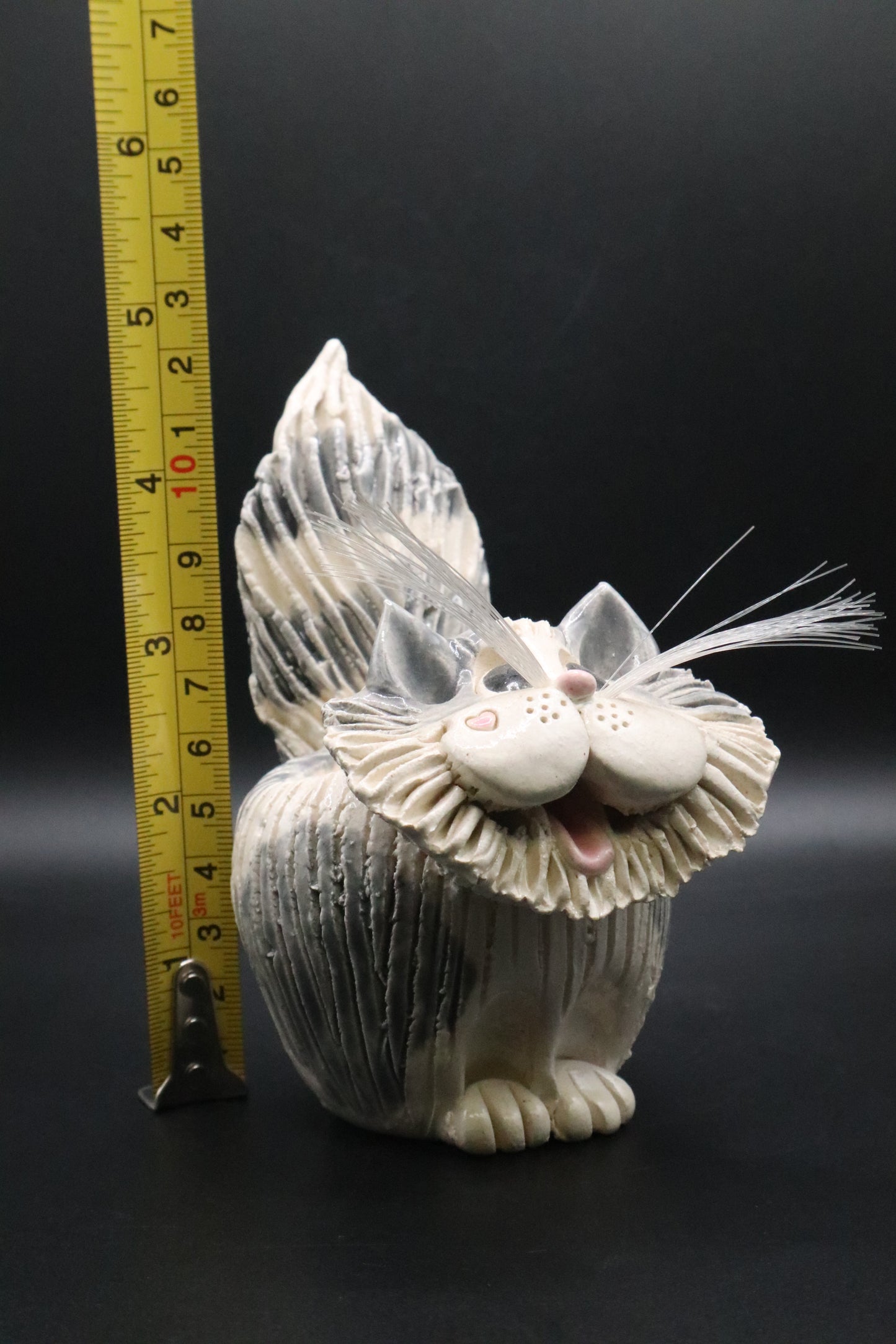CERAMIC GRAY AND WHITE CAT FIGURINE TOOTHPICK HOLDER PENCE