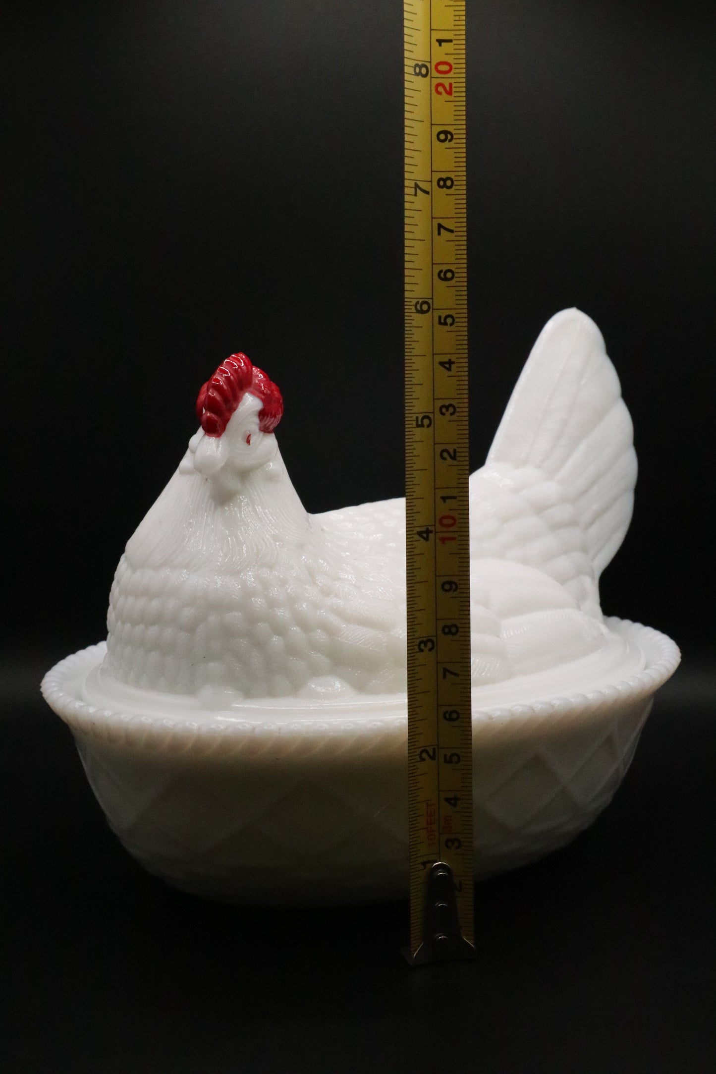 VINTAGE WESTMORELAND NESTING HEN MILK GLASS