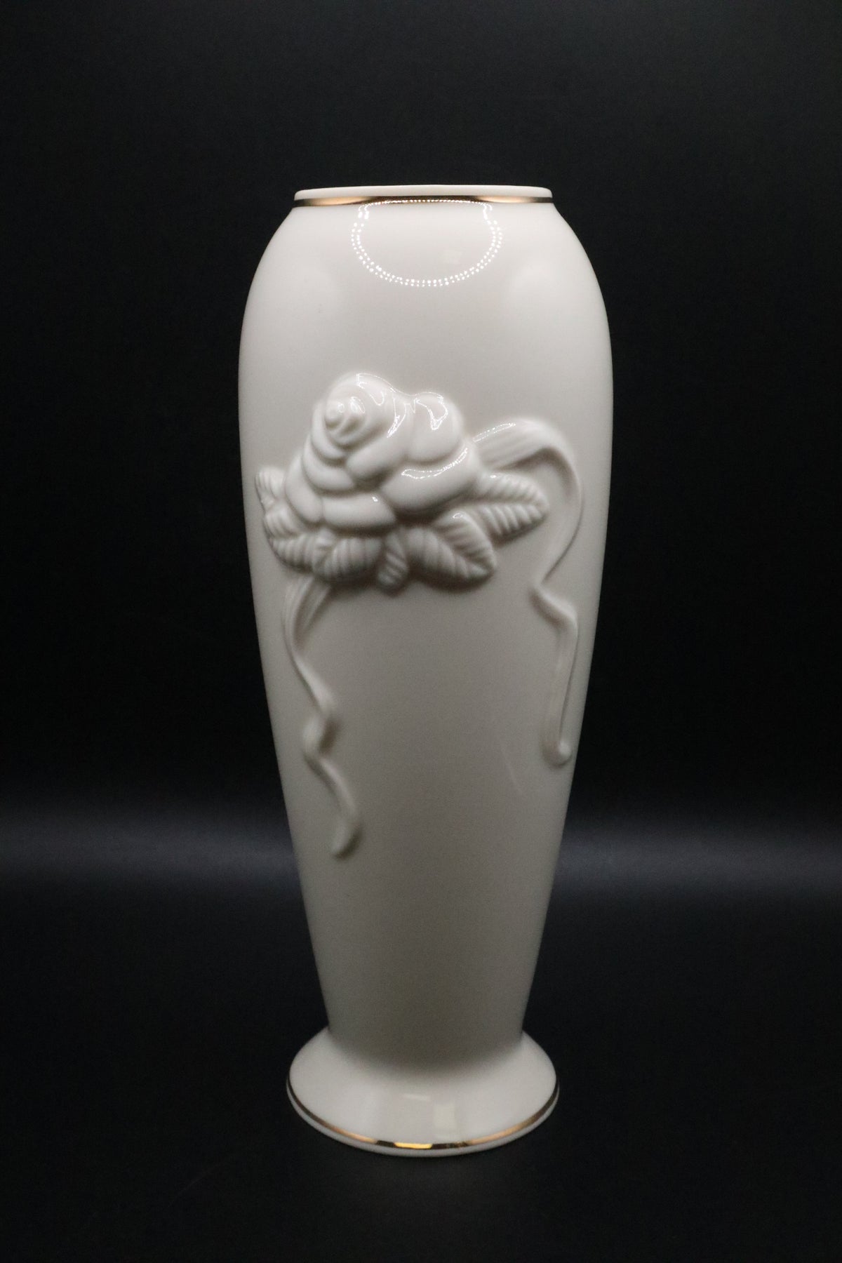 LENOX IVORY ROSE BUD VASE MEDIUM SIZE