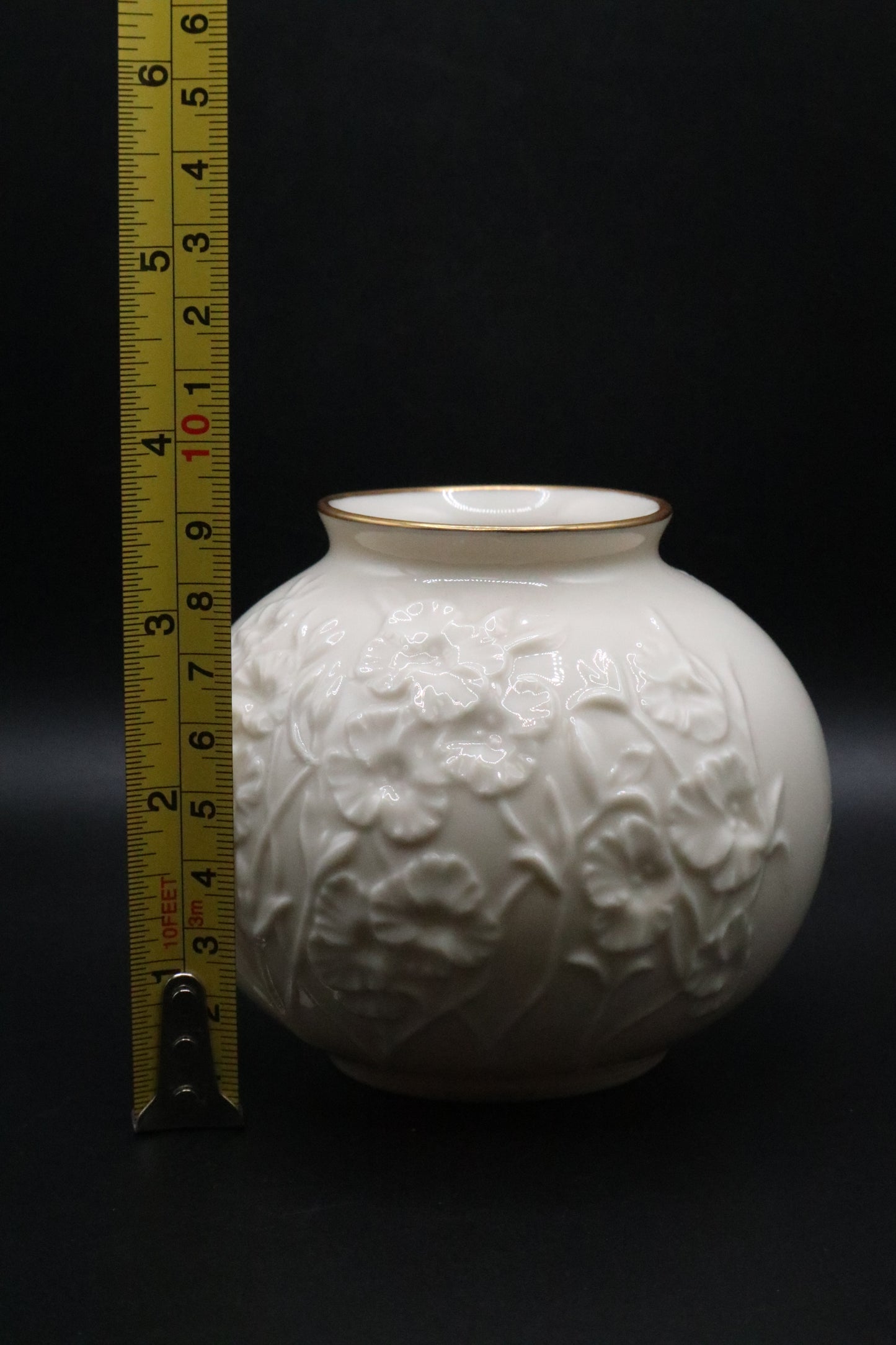VINTAGE LENOX EMBOSSED MORNING GLORIES VASE