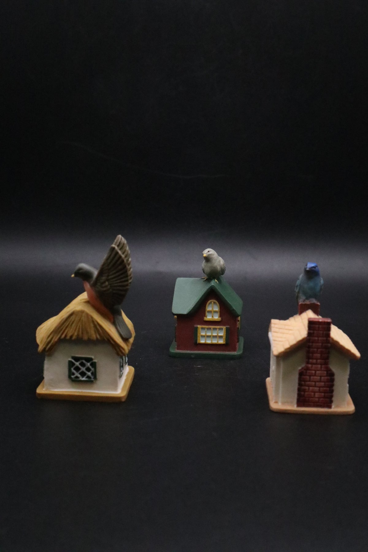 LENOX GARDEN MINITURE BIRD HOUSES THIMBLE COLLECTION SET OF 3