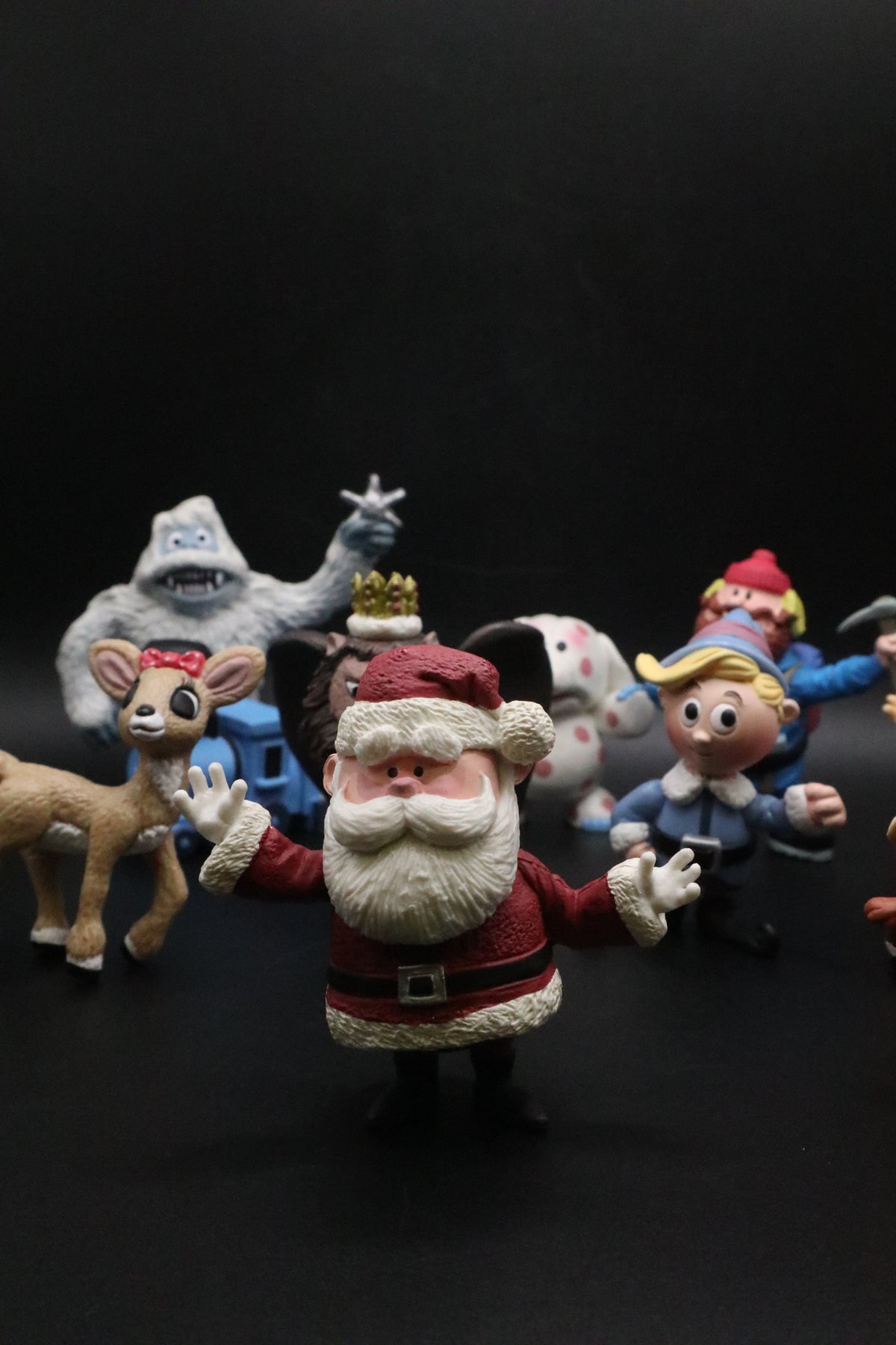 VINTAGE 2000 THE RUDOLPH COMPANY PLAYING MANTIS INC MISFIT TOYS COLLECTION SET OF 11