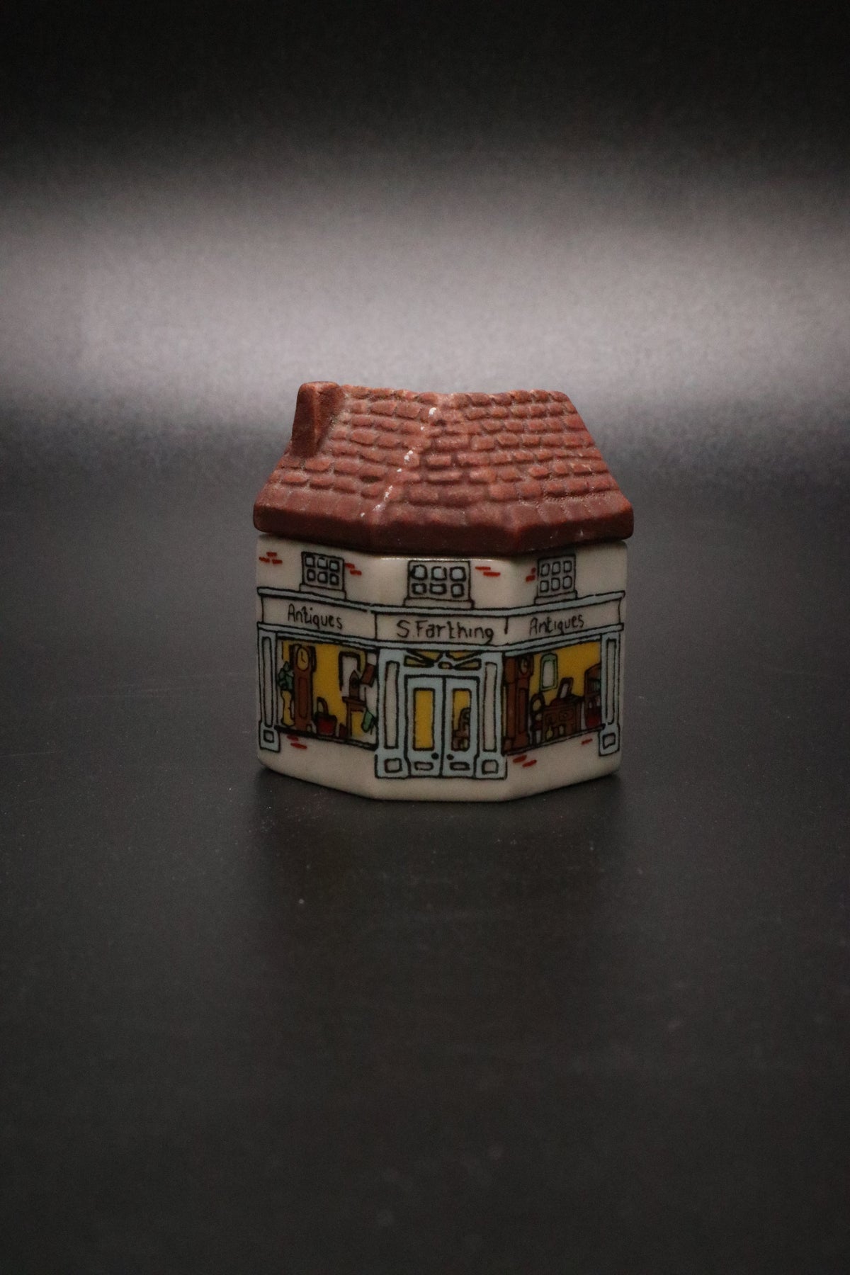 VINTAGE WADE WHIMSEY-ON-WHY VILLAGE COLLECTION MADE IN ENGLAND "THE ANTIQUE SHOP" S. FARTHING ANTIQUES #10