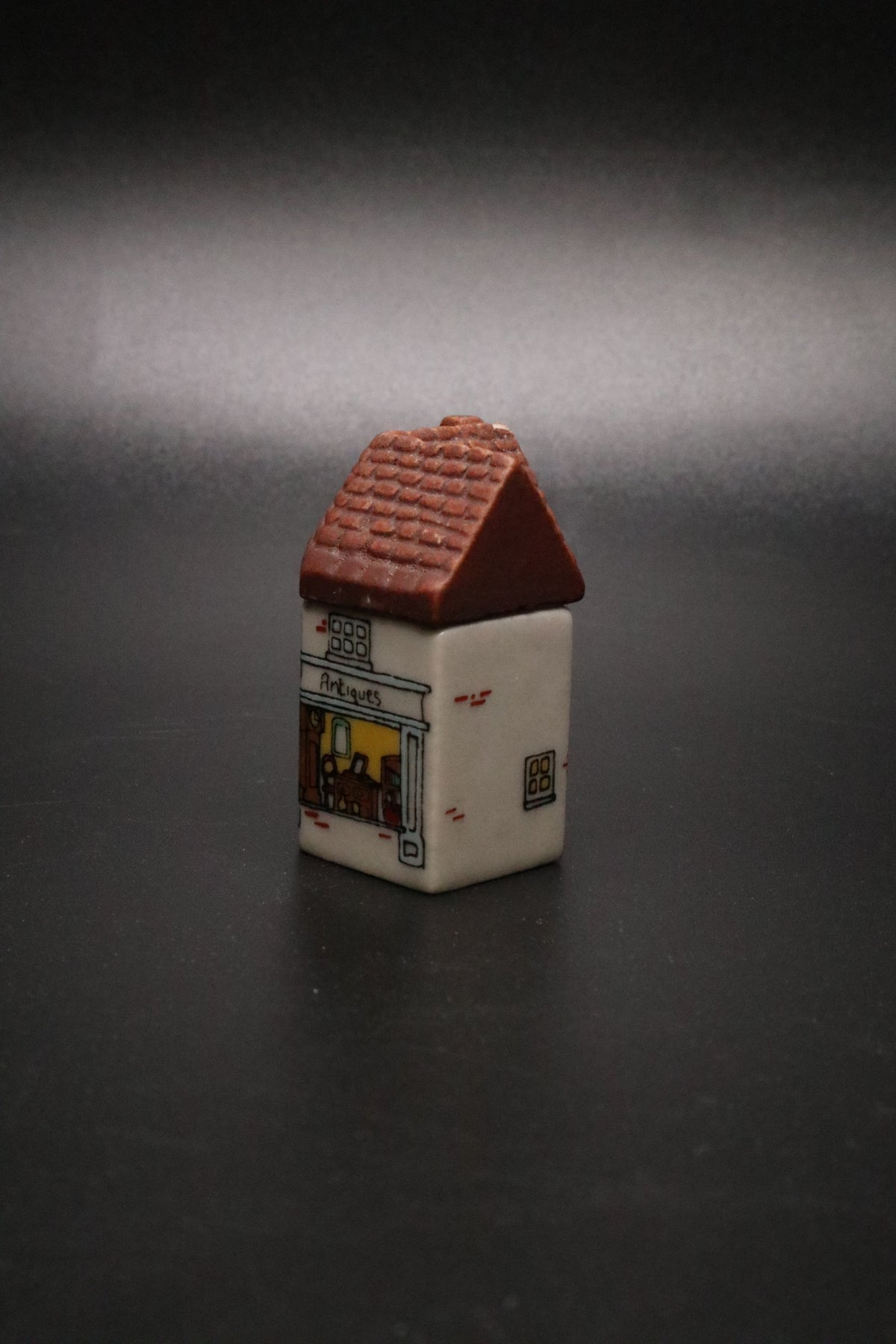 VINTAGE WADE WHIMSEY-ON-WHY VILLAGE COLLECTION MADE IN ENGLAND "THE ANTIQUE SHOP" S. FARTHING ANTIQUES #10