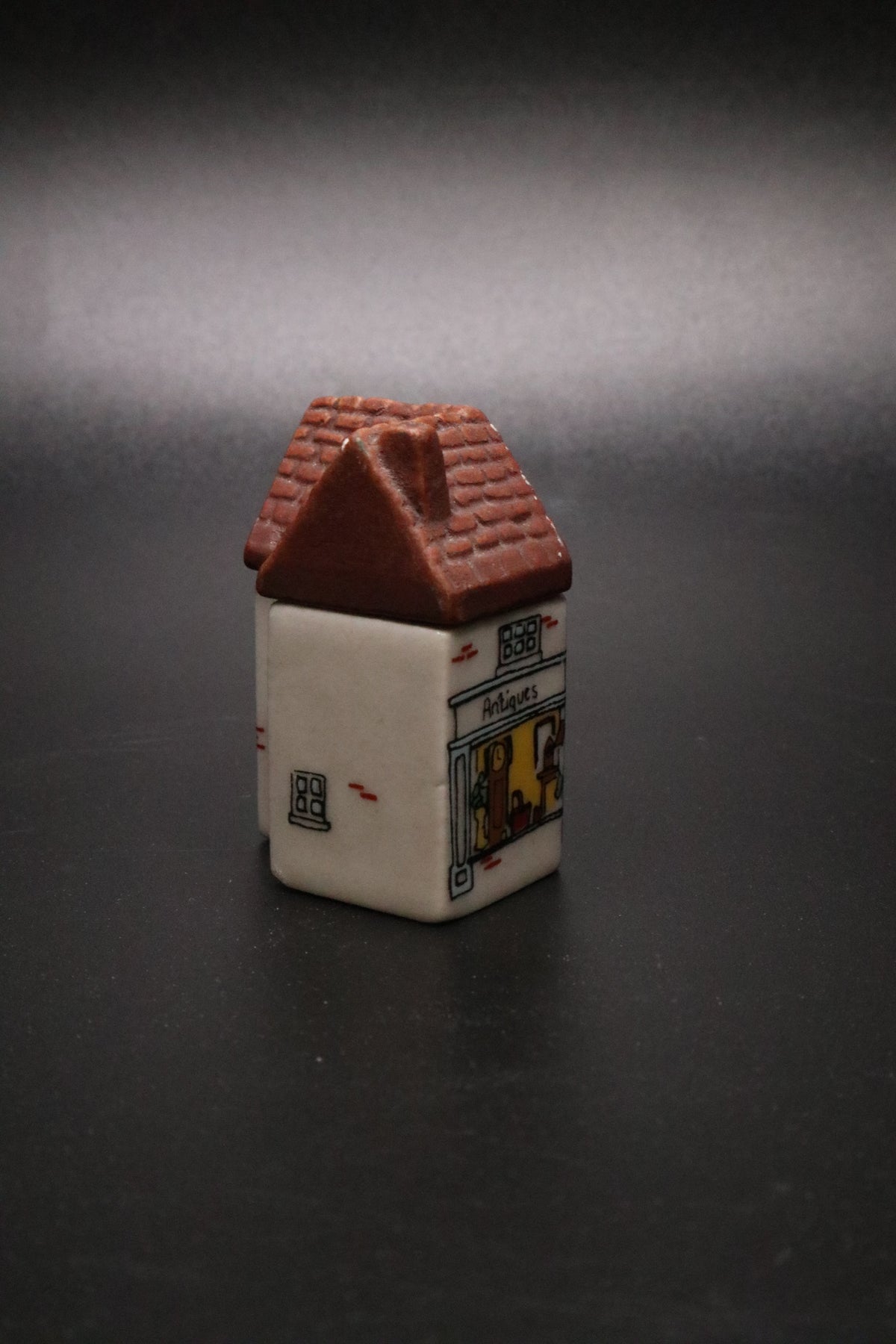 VINTAGE WADE WHIMSEY-ON-WHY VILLAGE COLLECTION MADE IN ENGLAND "THE ANTIQUE SHOP" S. FARTHING ANTIQUES #10