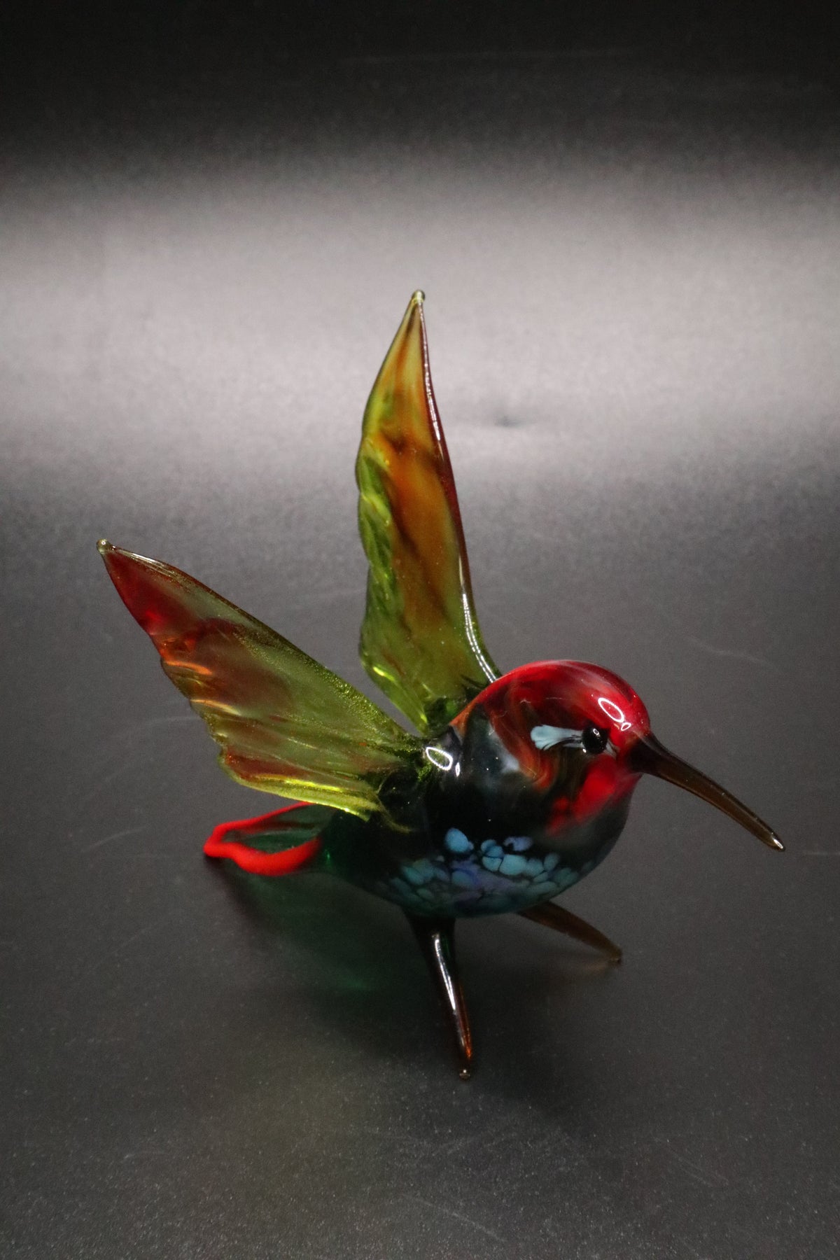 HAND BLOWN ART GLASS HUMMINGBIRD