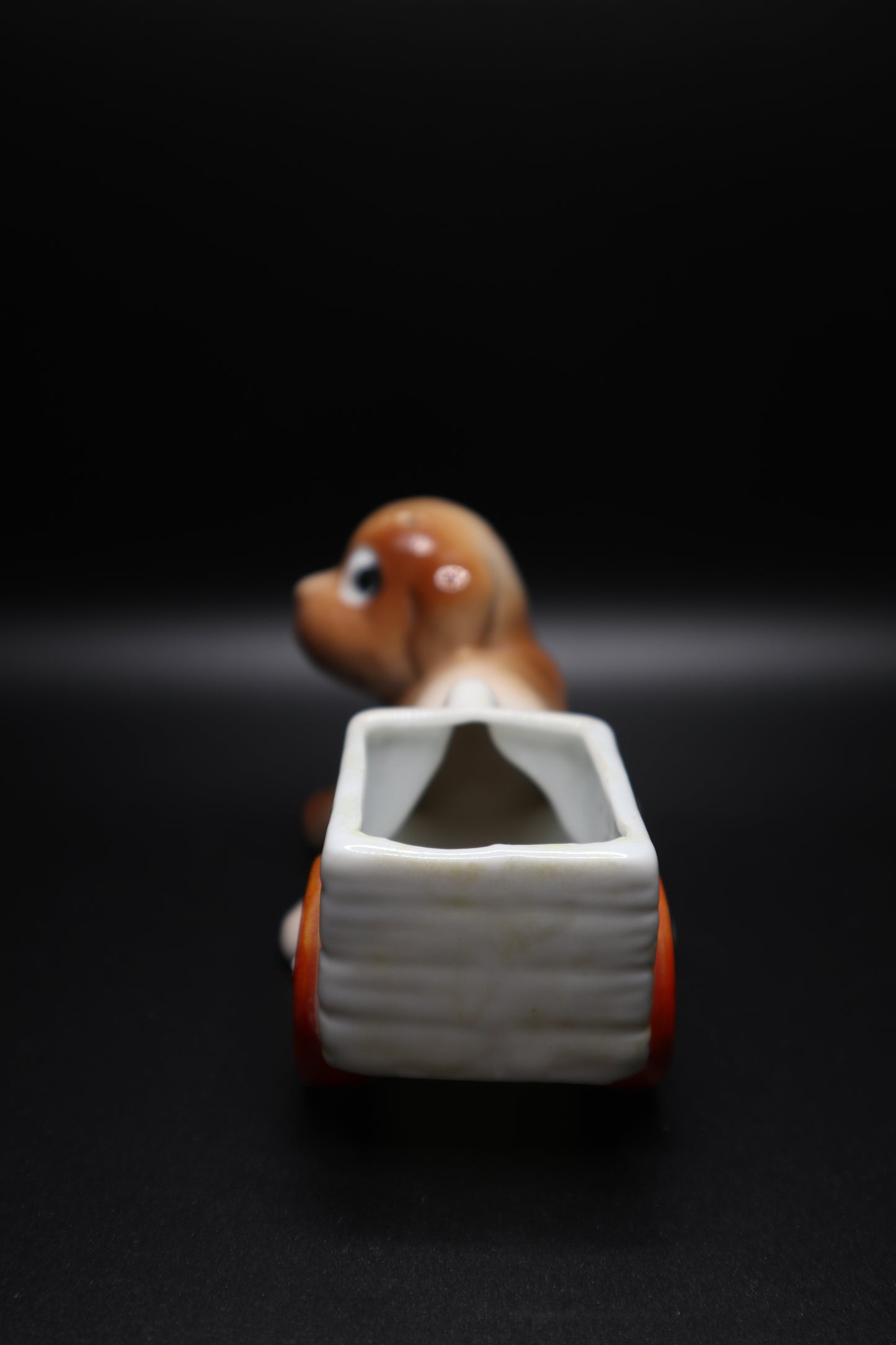 VINTAGE CERAMIC PIN CUSHION DOG PULLING CART