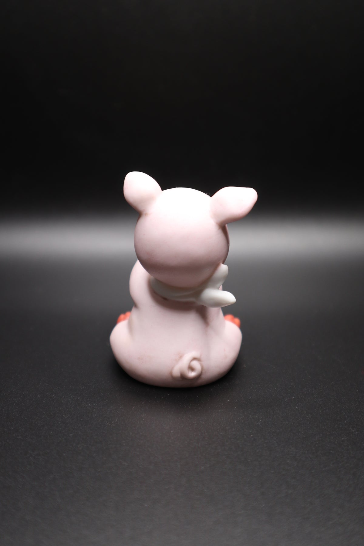JOSEF ORIGINALS GEORGE GOOD 1975 MINI PIG EATING CORN