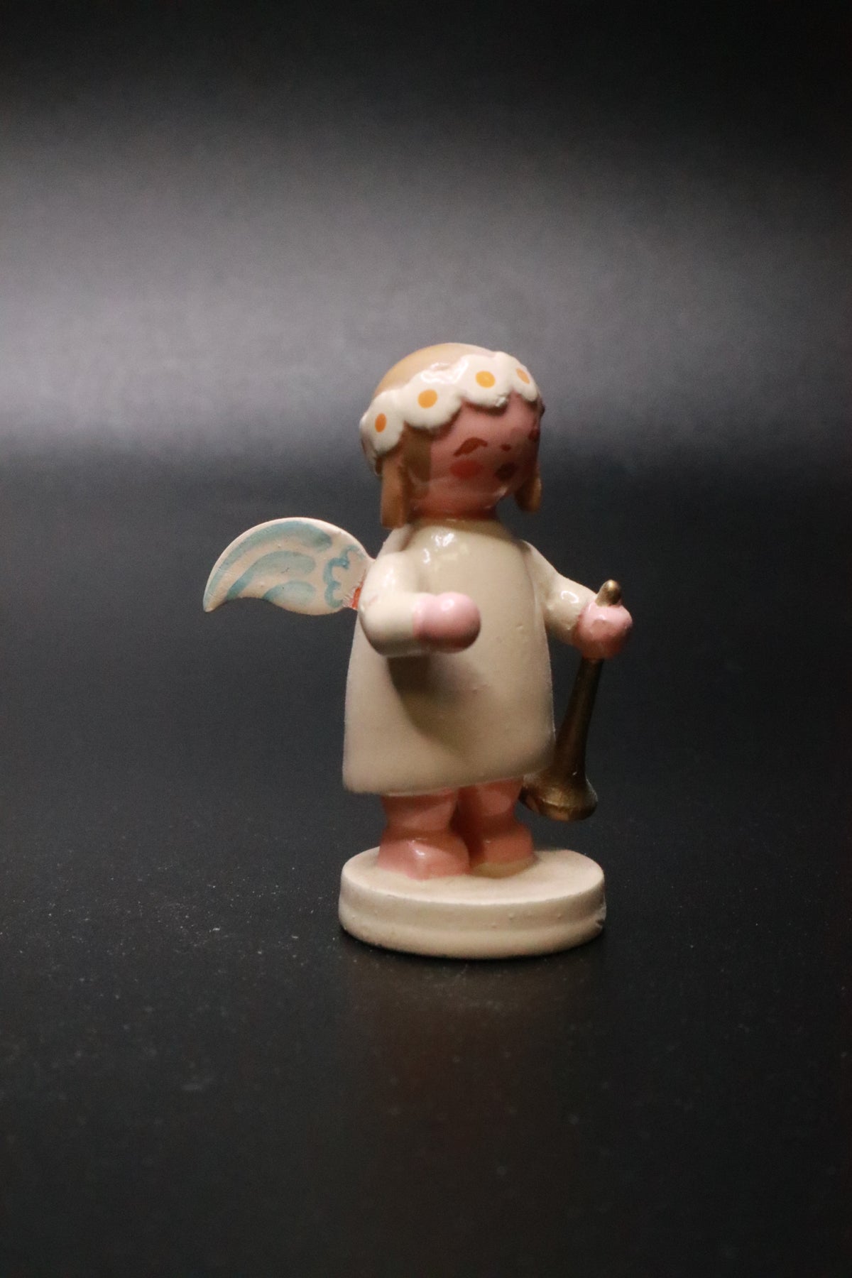 WENDT AND KüHN GERMAN "MARGUERITE ANGEL" FIGURINE "HORN"