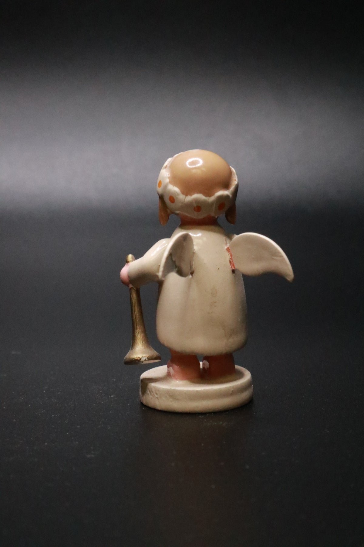 WENDT AND KüHN GERMAN "MARGUERITE ANGEL" FIGURINE "HORN"