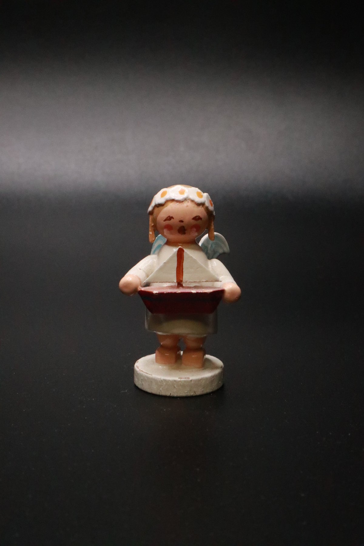 WENDT AND KüHN GERMAN "MARGUERITE ANGEL" FIGURINE "BOAT"