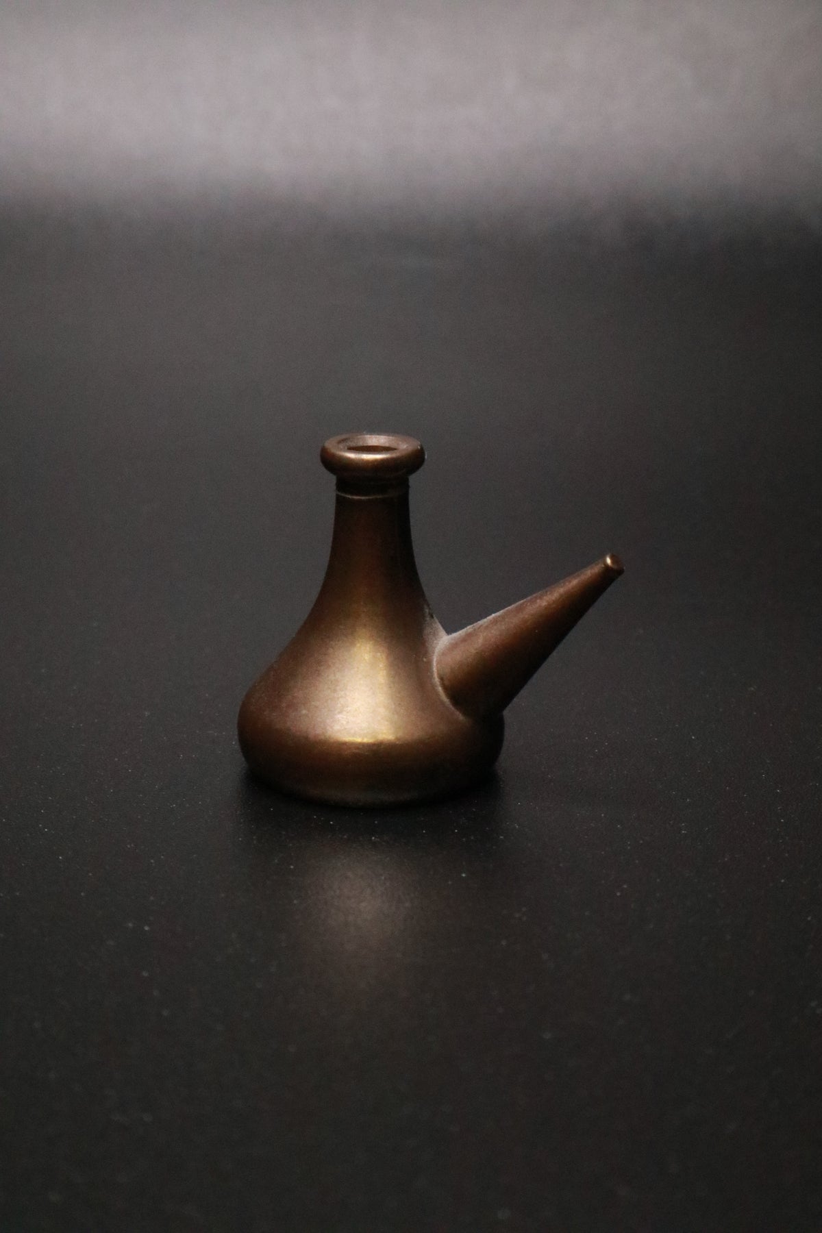 VINTAGE BRASS MINIATURE "OIL CAN"