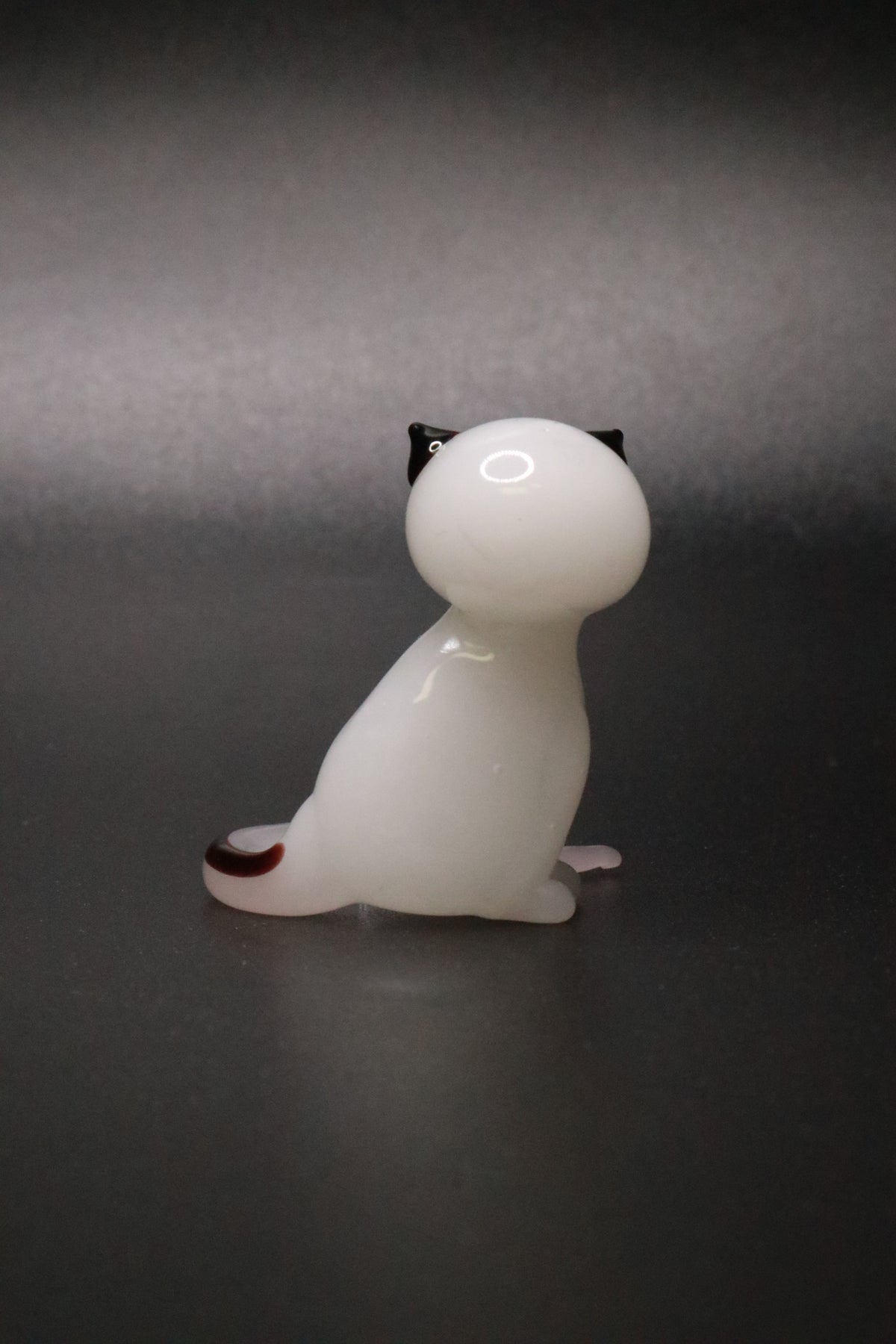 VINTAGE HAND BLOWN ART GLASS MINI CAT