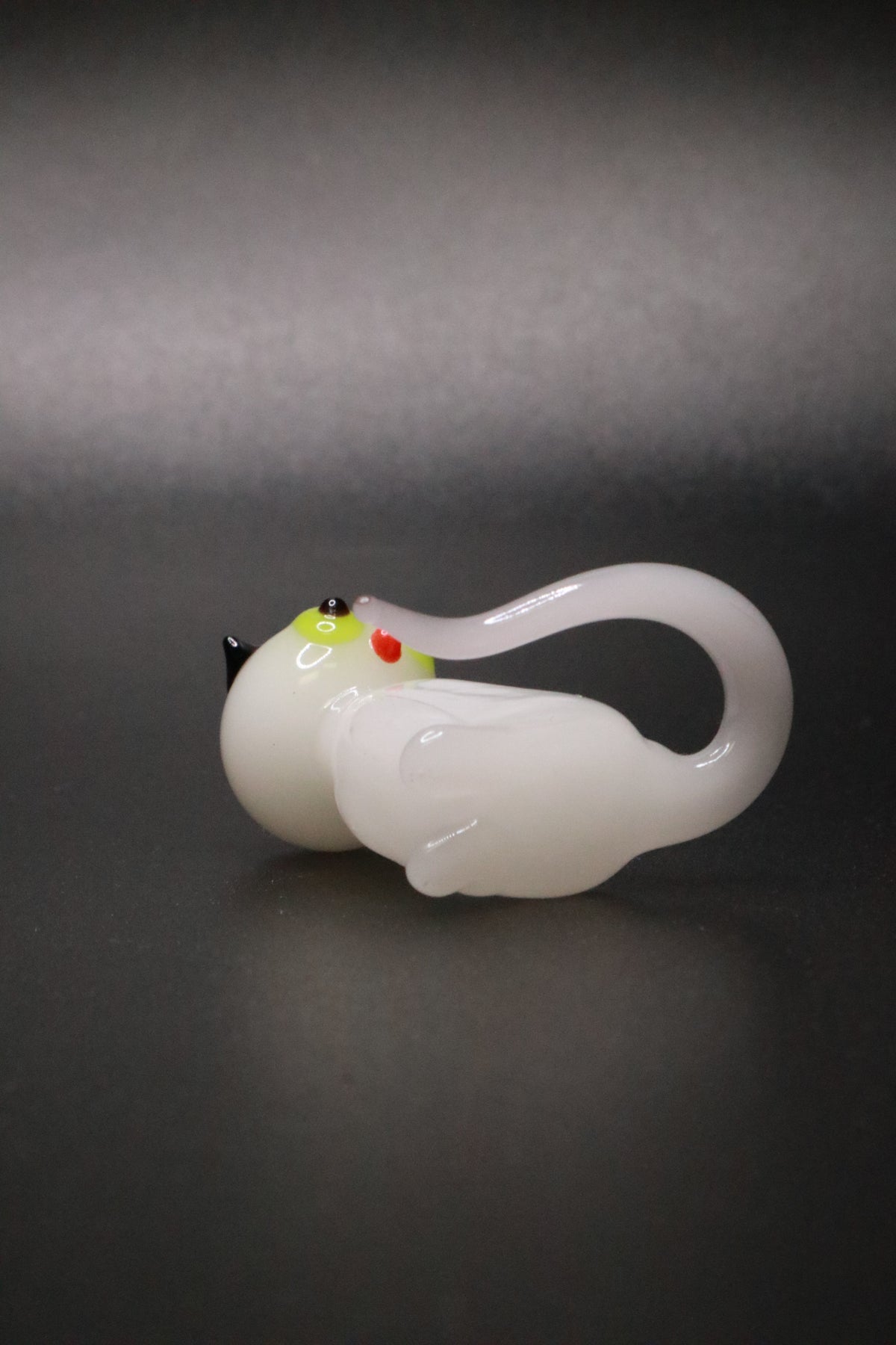 VINTAGE HAND BLOWN ART GLASS MINI CAT