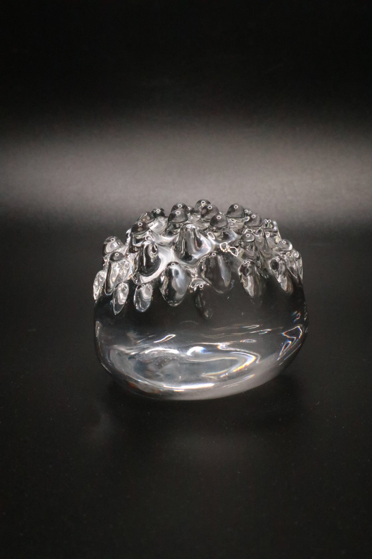 VINTAGE CLEAR HADELAND GLASSWORK OF NORWAY HEDGEHOG PAPERWEIGHT (AS IS)