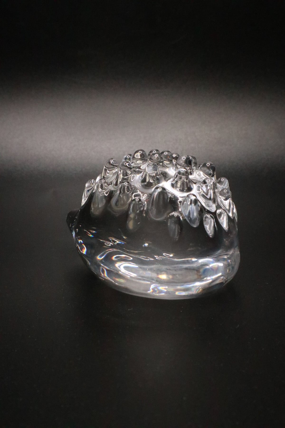 VINTAGE CLEAR HADELAND GLASSWORK OF NORWAY HEDGEHOG PAPERWEIGHT (AS IS)