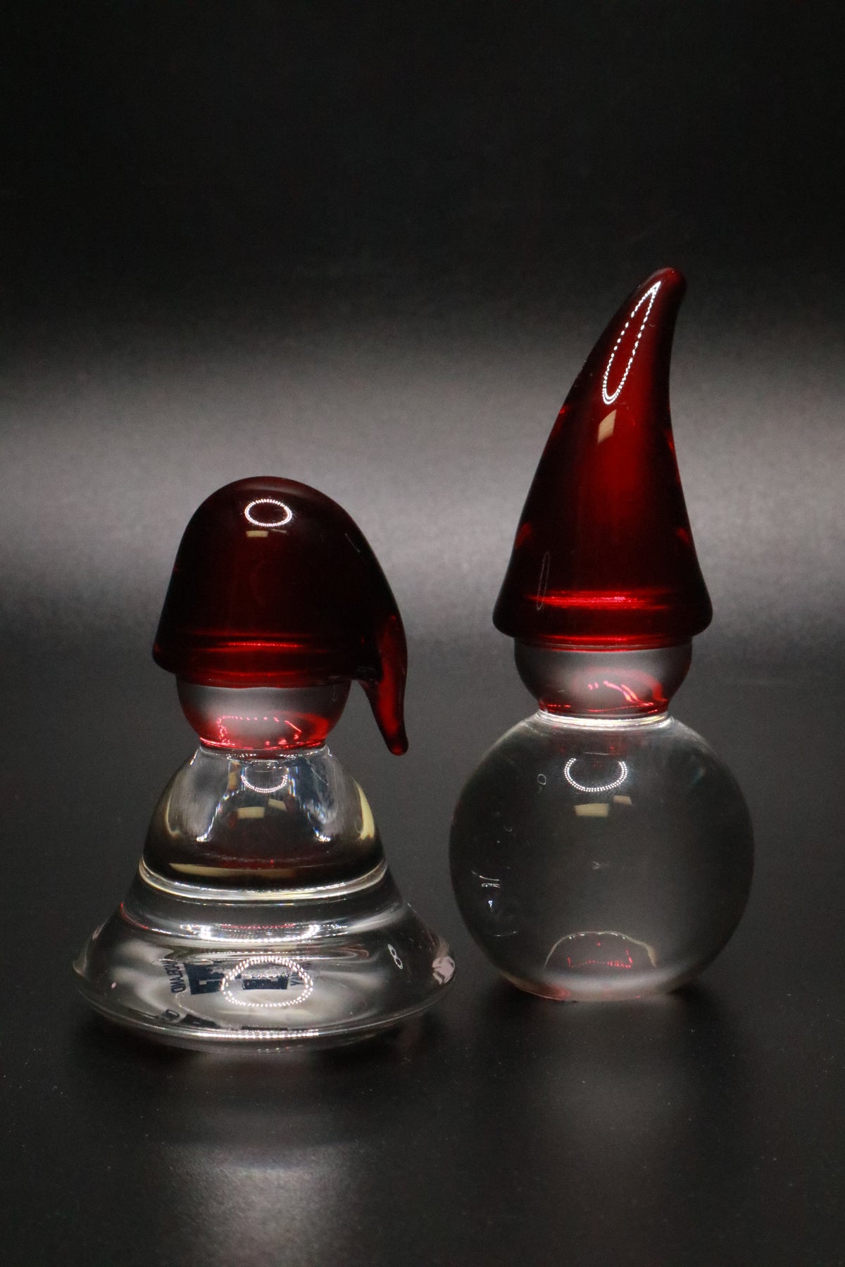 HADELAND GLASSWORK OF NORWAY SET KRISTALLEN NISSEBARN GNOMES