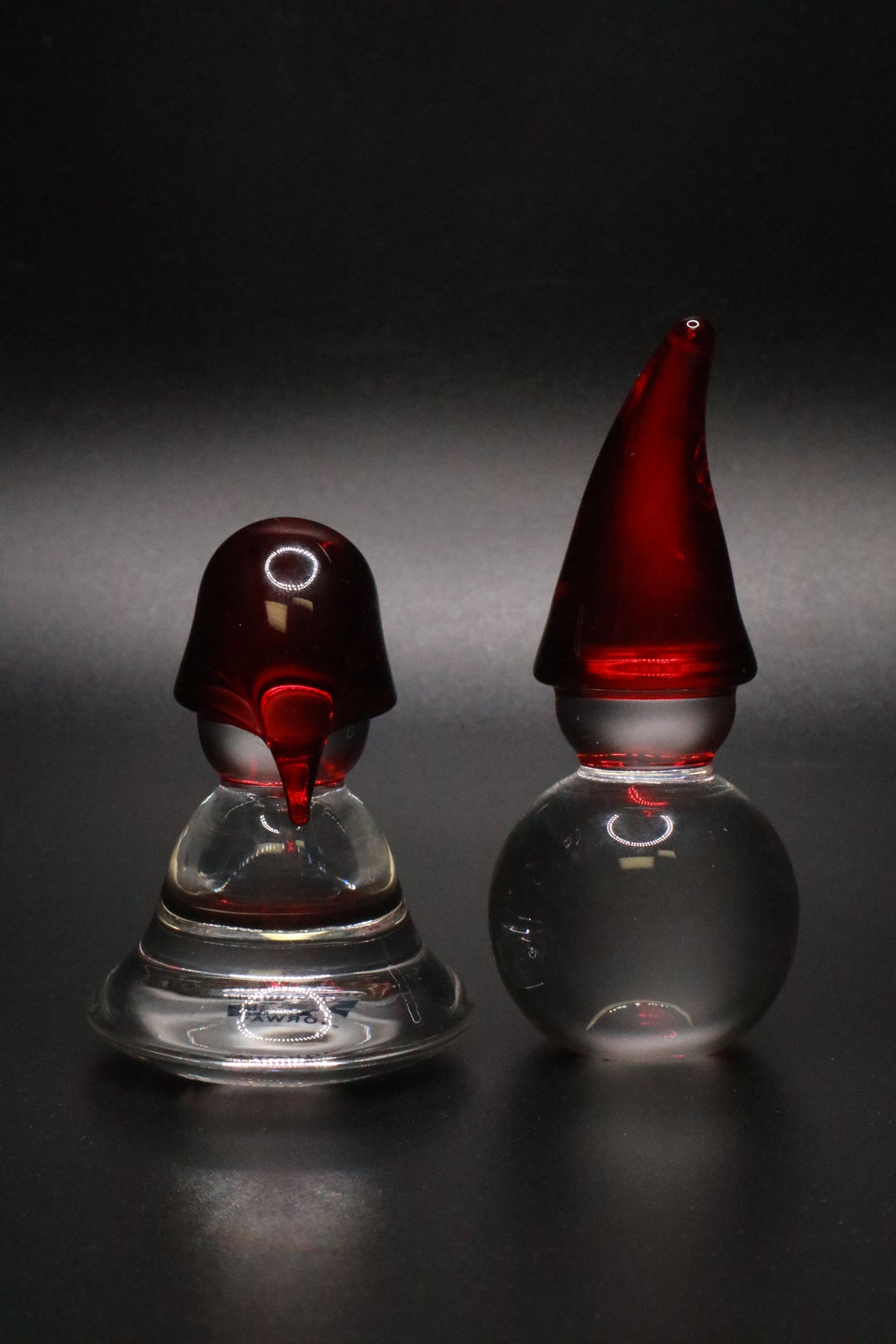 HADELAND GLASSWORK OF NORWAY SET KRISTALLEN NISSEBARN GNOMES