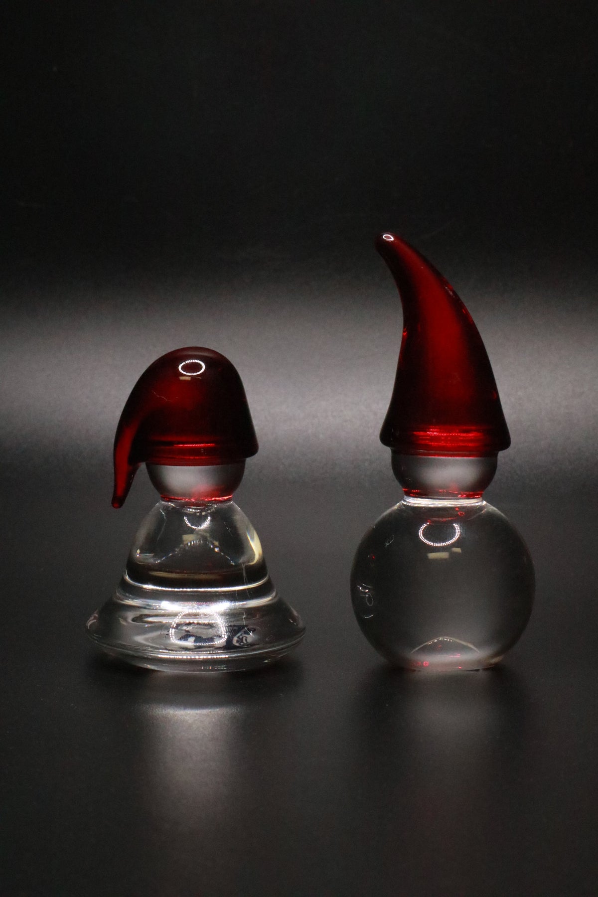 HADELAND GLASSWORK OF NORWAY SET KRISTALLEN NISSEBARN GNOMES