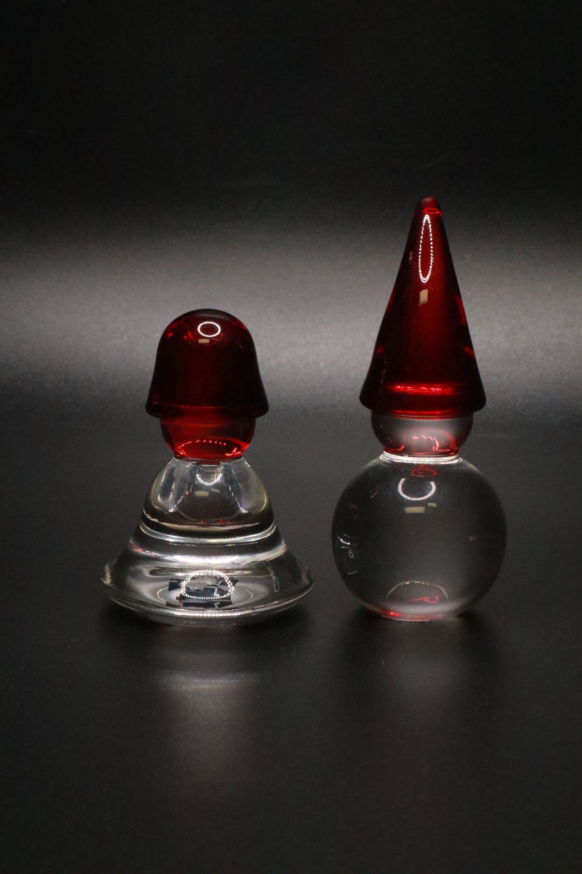 HADELAND GLASSWORK OF NORWAY SET KRISTALLEN NISSEBARN GNOMES