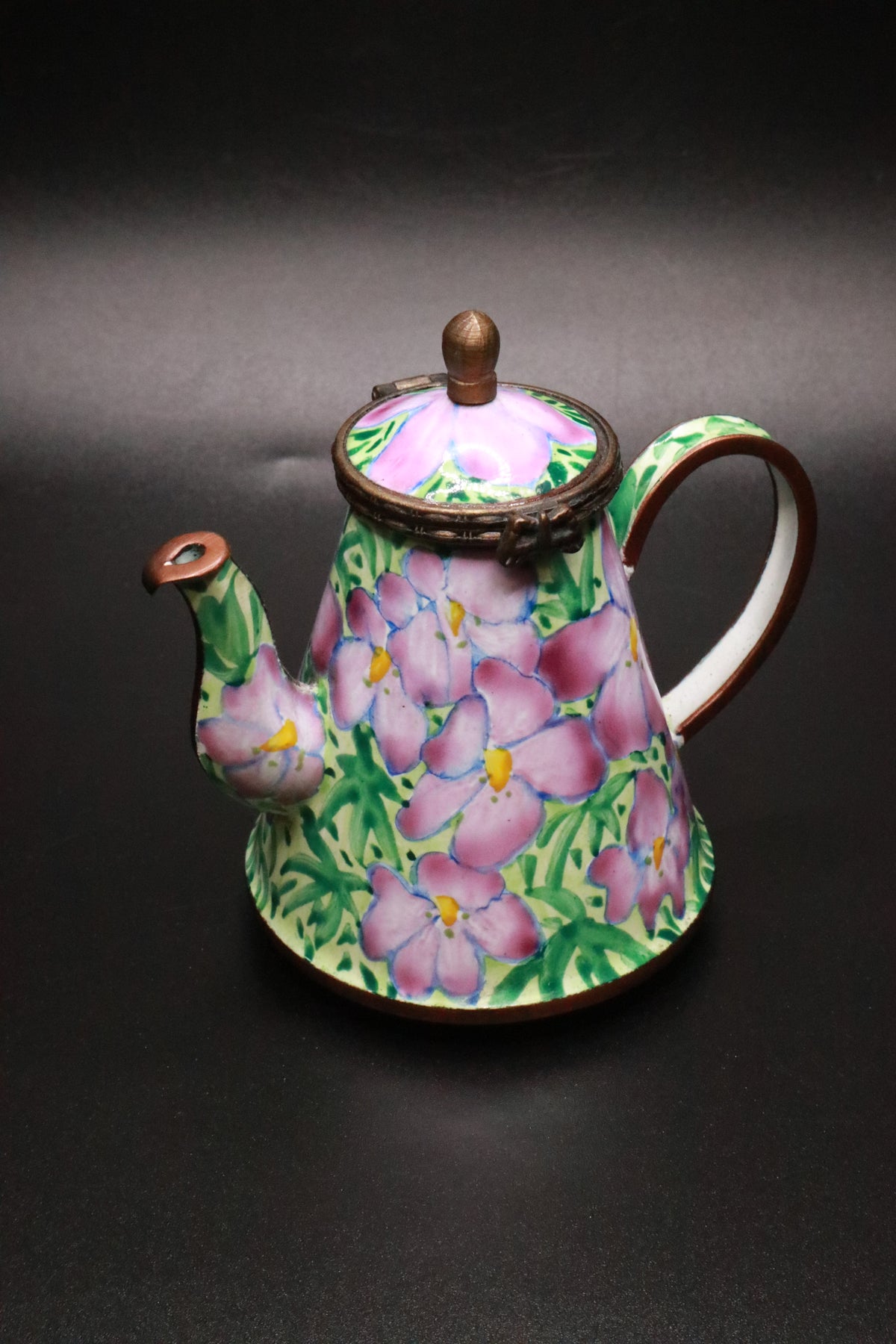 KELVIN CHEN 2000 NO 92 ENAMELED MINIATURE TEAPOT "BIRD-FOOT VIOLETS"