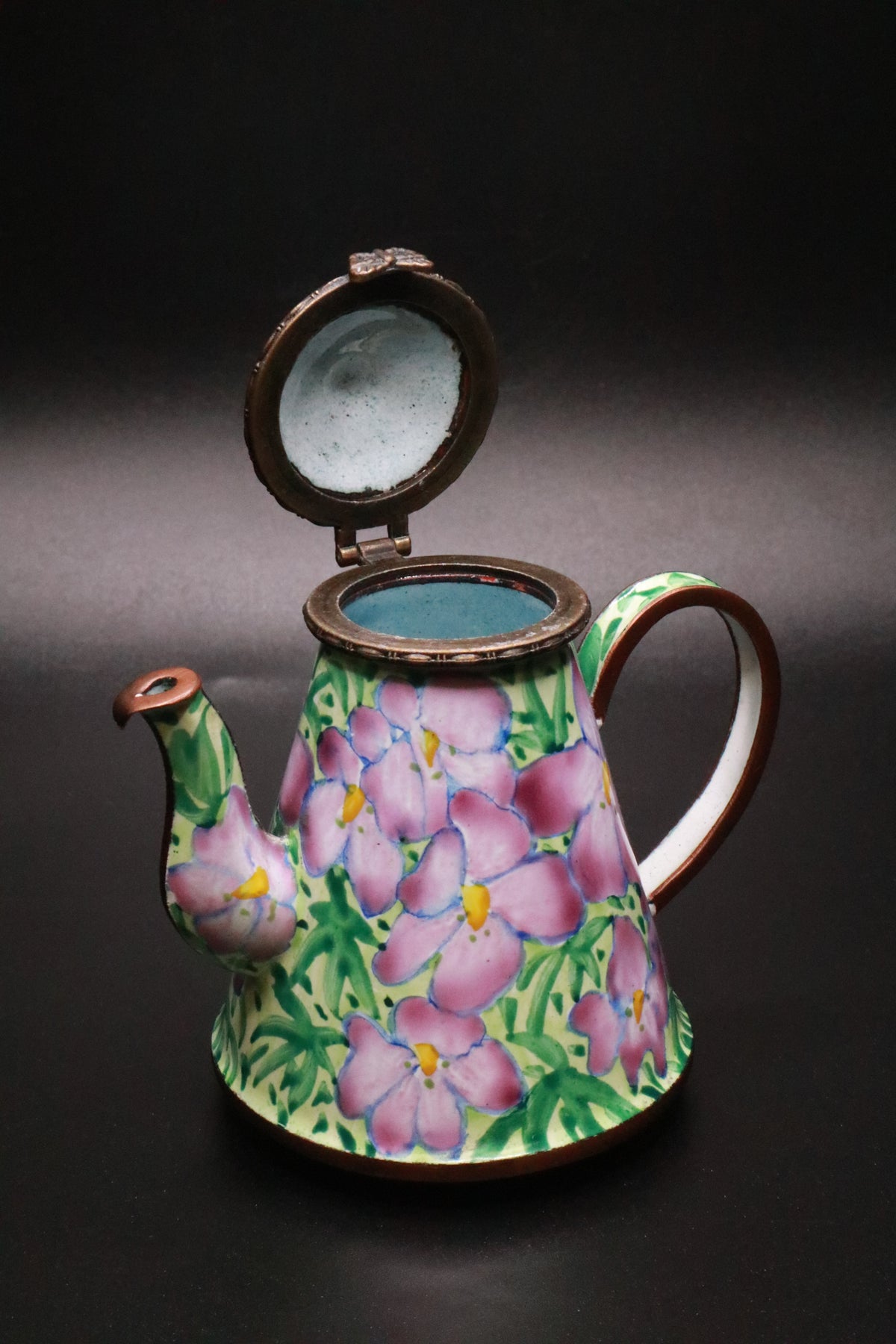 KELVIN CHEN 2000 NO 92 ENAMELED MINIATURE TEAPOT "BIRD-FOOT VIOLETS"