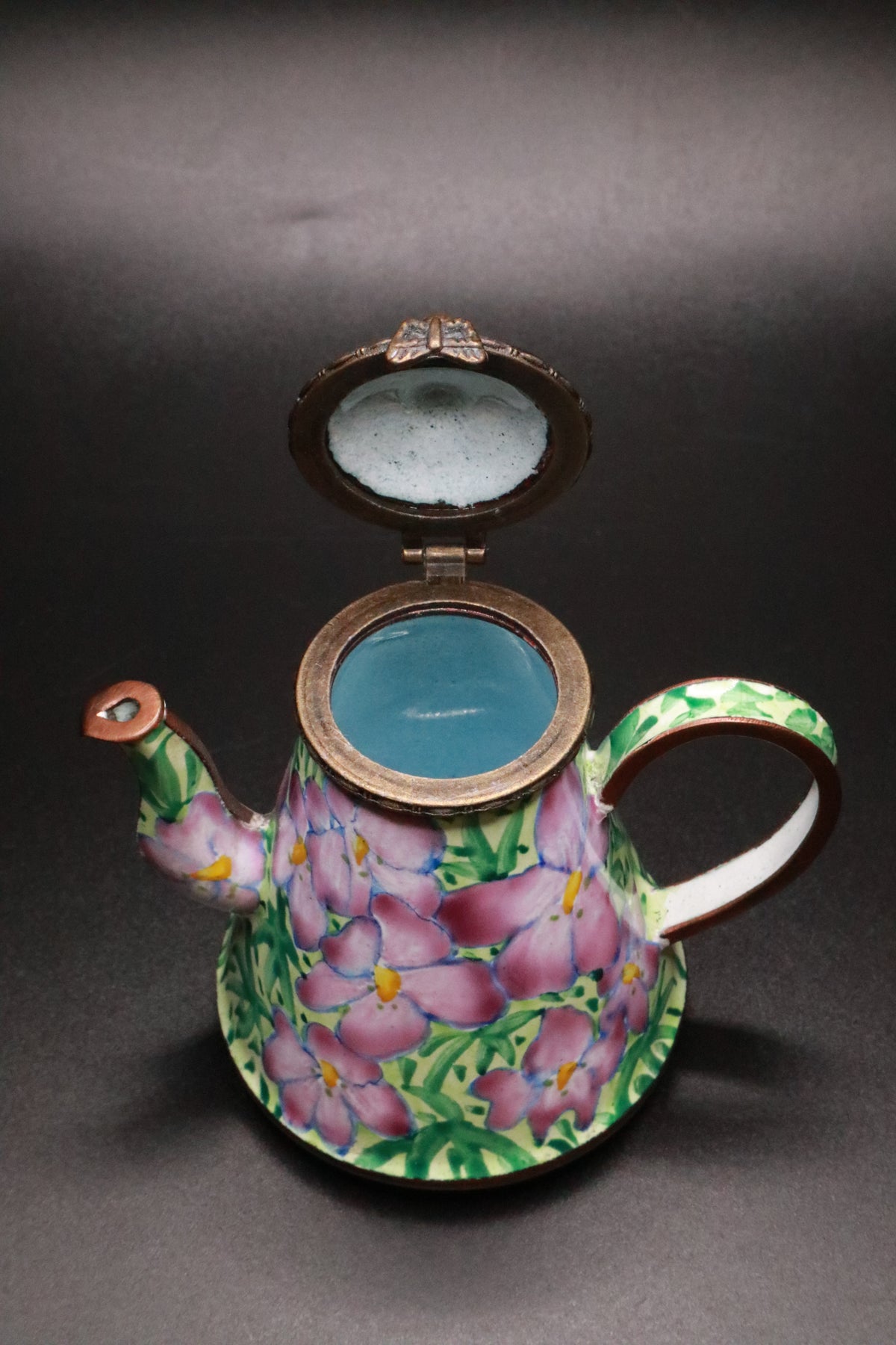 KELVIN CHEN 2000 NO 92 ENAMELED MINIATURE TEAPOT "BIRD-FOOT VIOLETS"