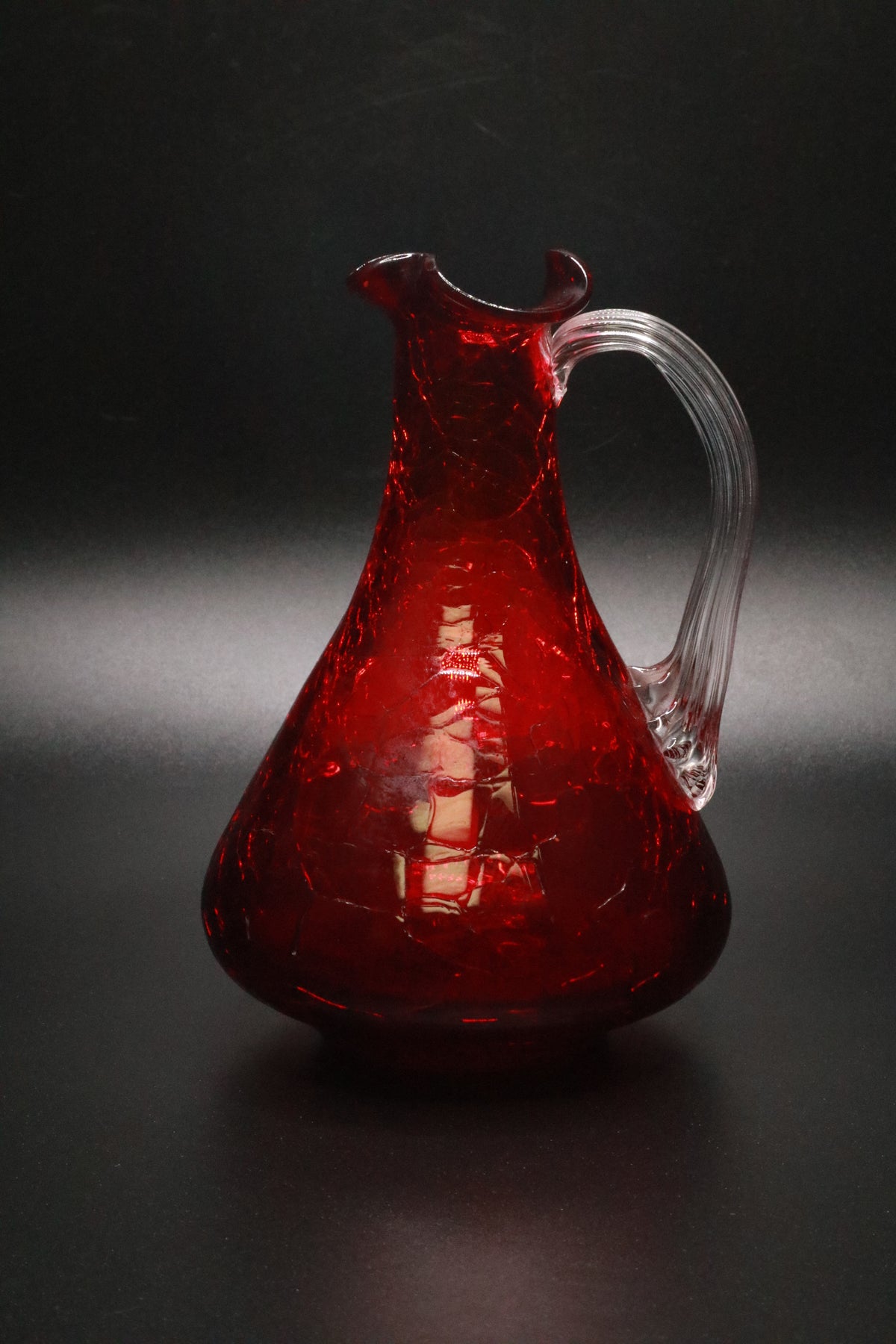 VINTAGE RUBY RED HAND BLOWN CRACKLE GLASS CLEAR HANDLE PITCHER