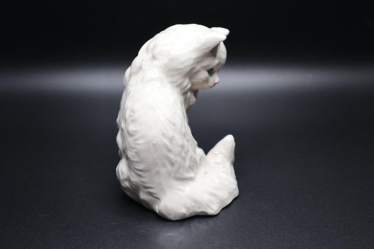 VINTAGE GOEBEL GERMANY WHITE CAT