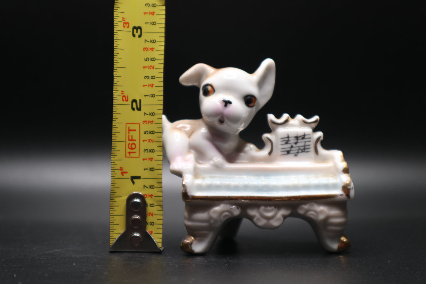 PUPPY W/ PIANO PORCELAIN