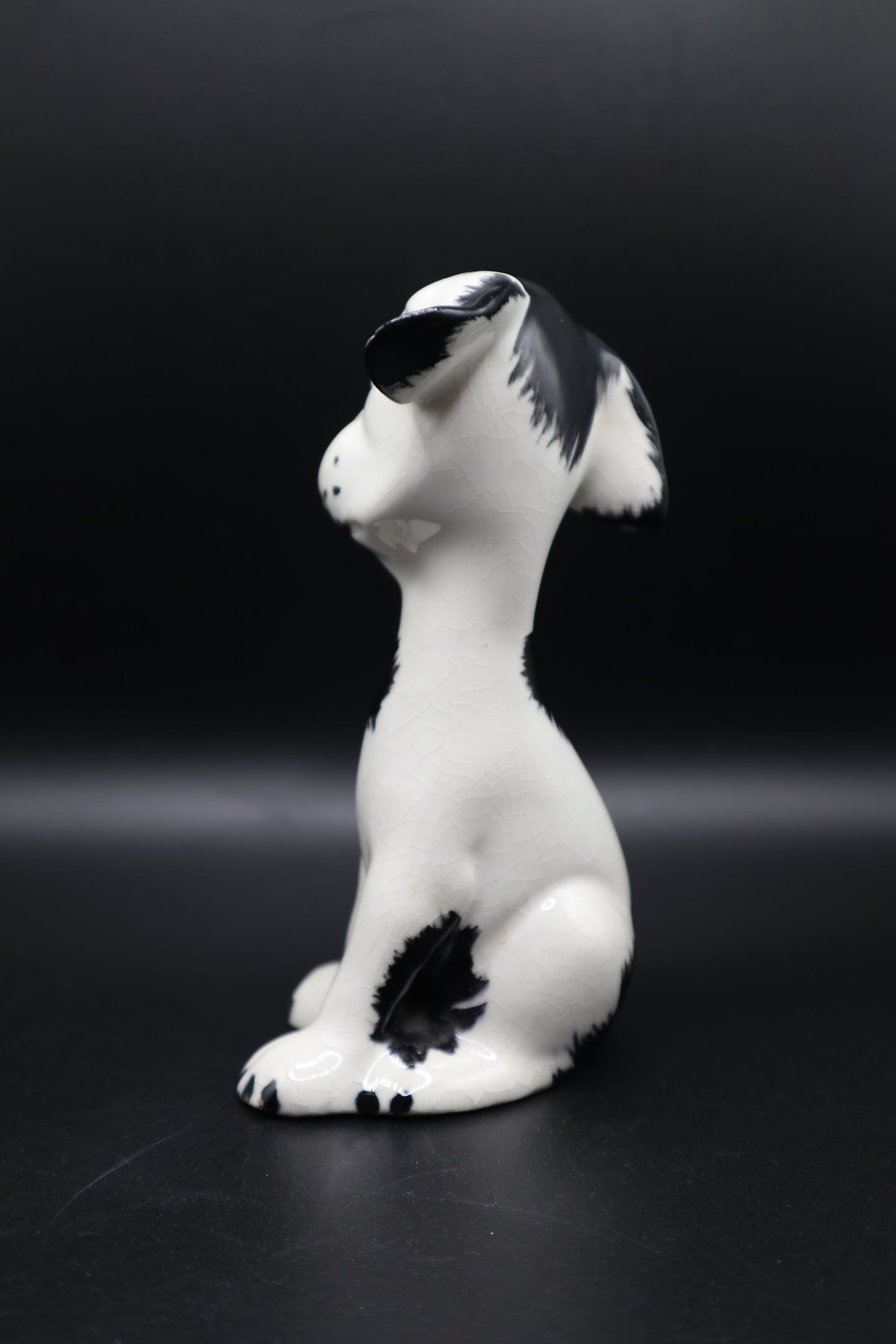 VINTAGE ROBERT SIMMONS DOG FIGURINE